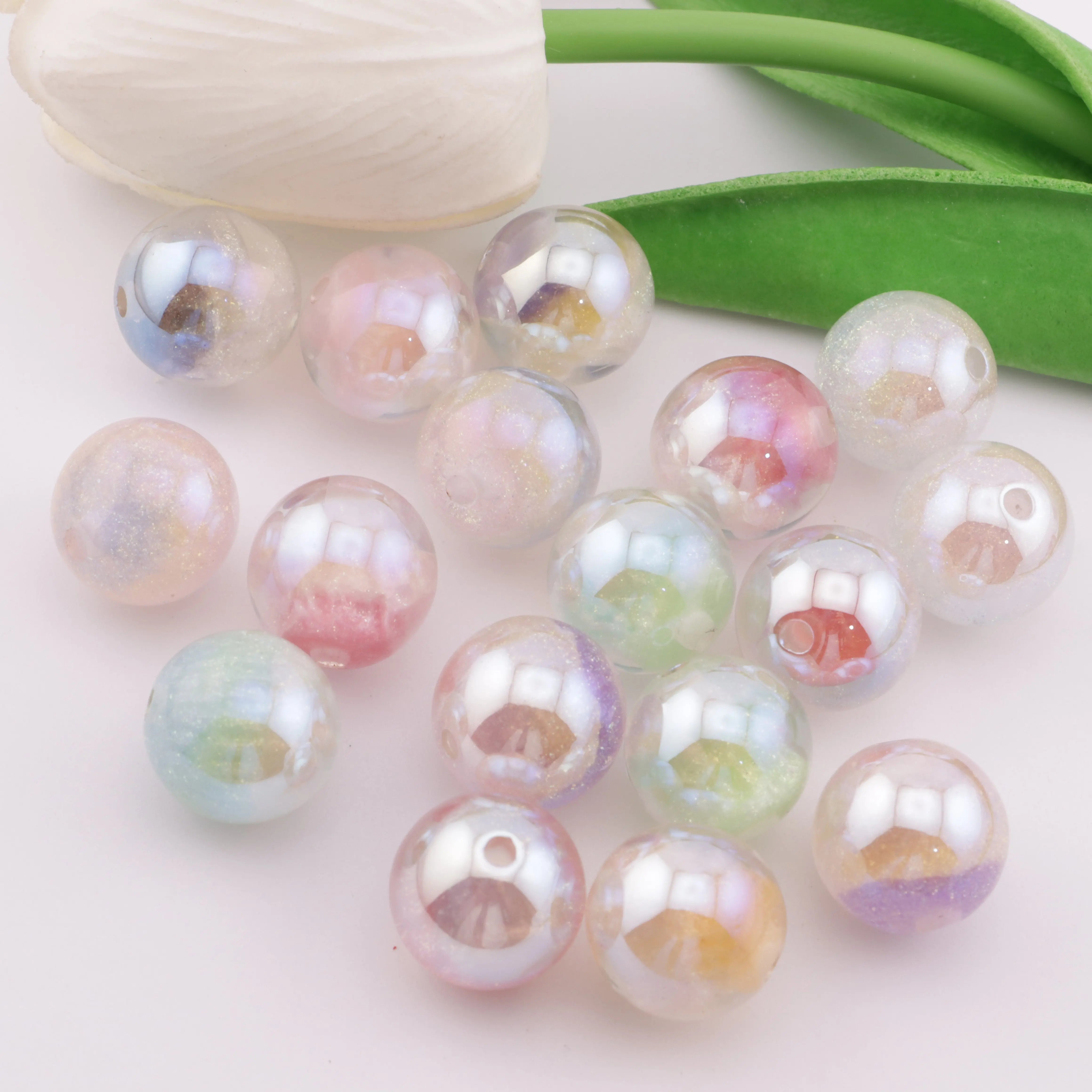FS6124-16mm Glow-in-the-dark Photochromic Resin Beads - Zoe DIY Wholesale