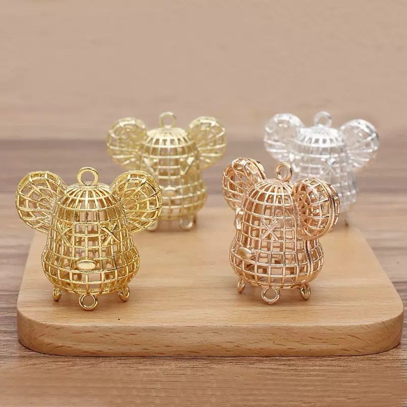 FS4880-Bear Hollow Aolly Pendant