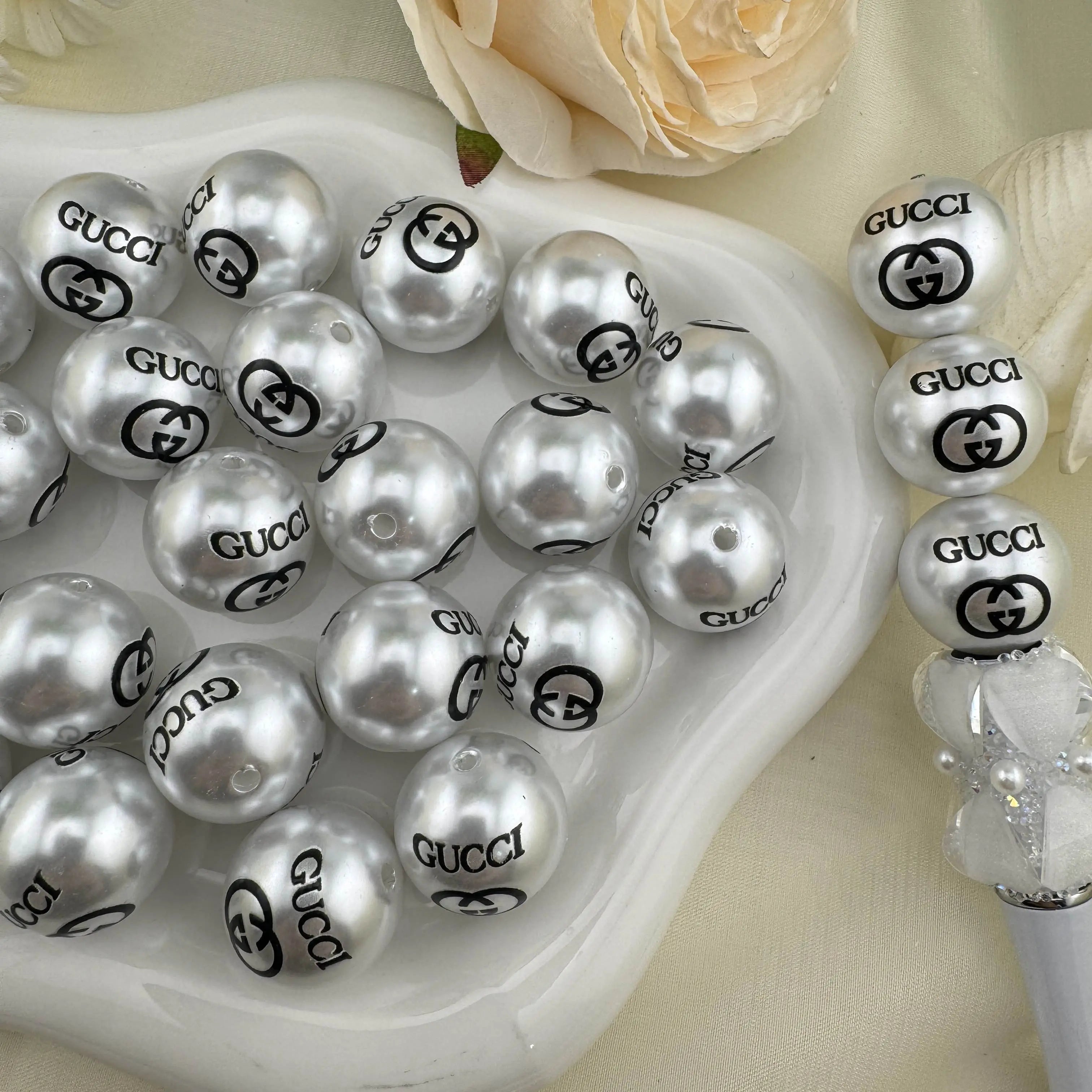 20mm Pearl Looking Acrylic Beads for DIY Jewellery Making (Necklaces and Bracelets) Zoe DIY Wholesale