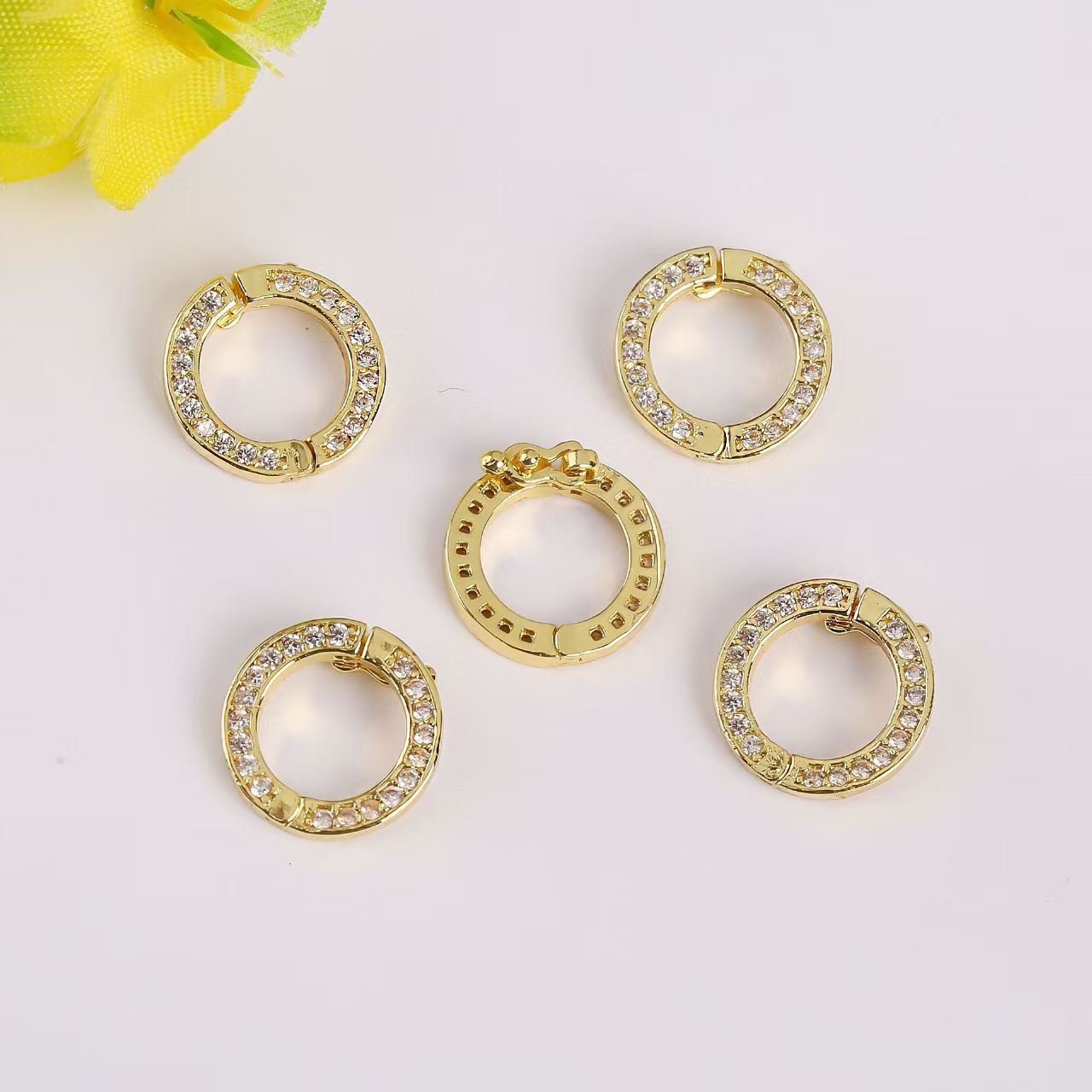 FS2115- 25mm Round Diamonds Keyring Rhinestone Round Keychain
