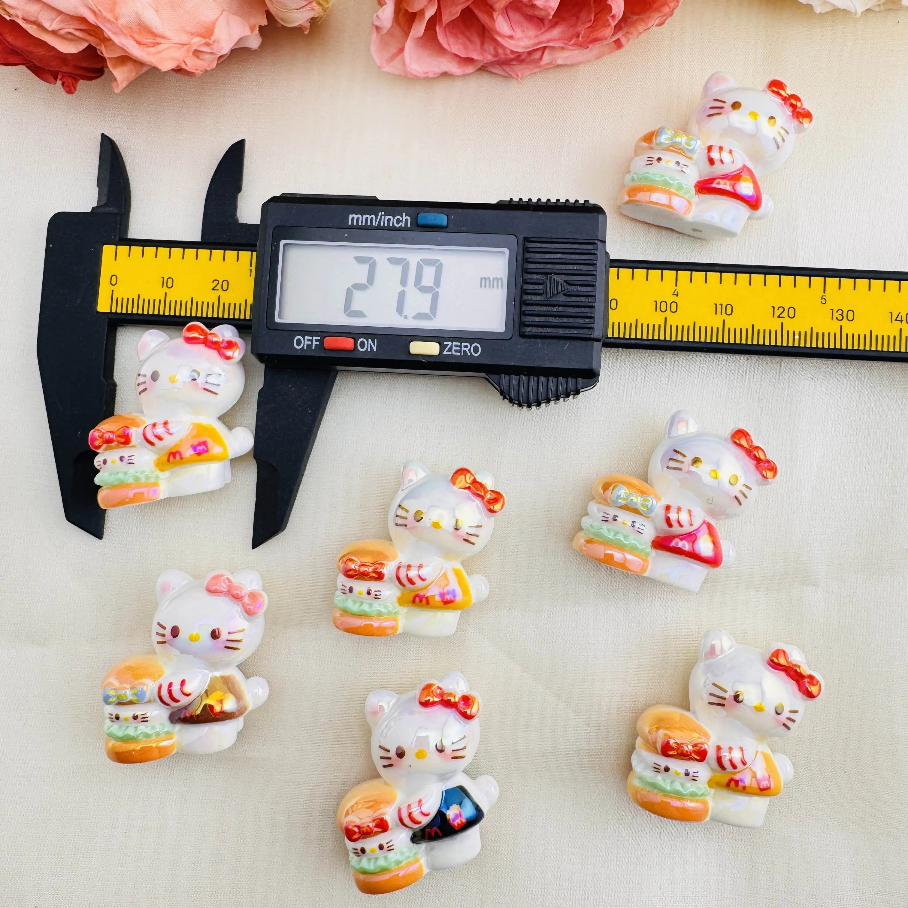 FS10393-약 26×28mm HK 햄버거 레진 비즈 Zoe DIY 도매