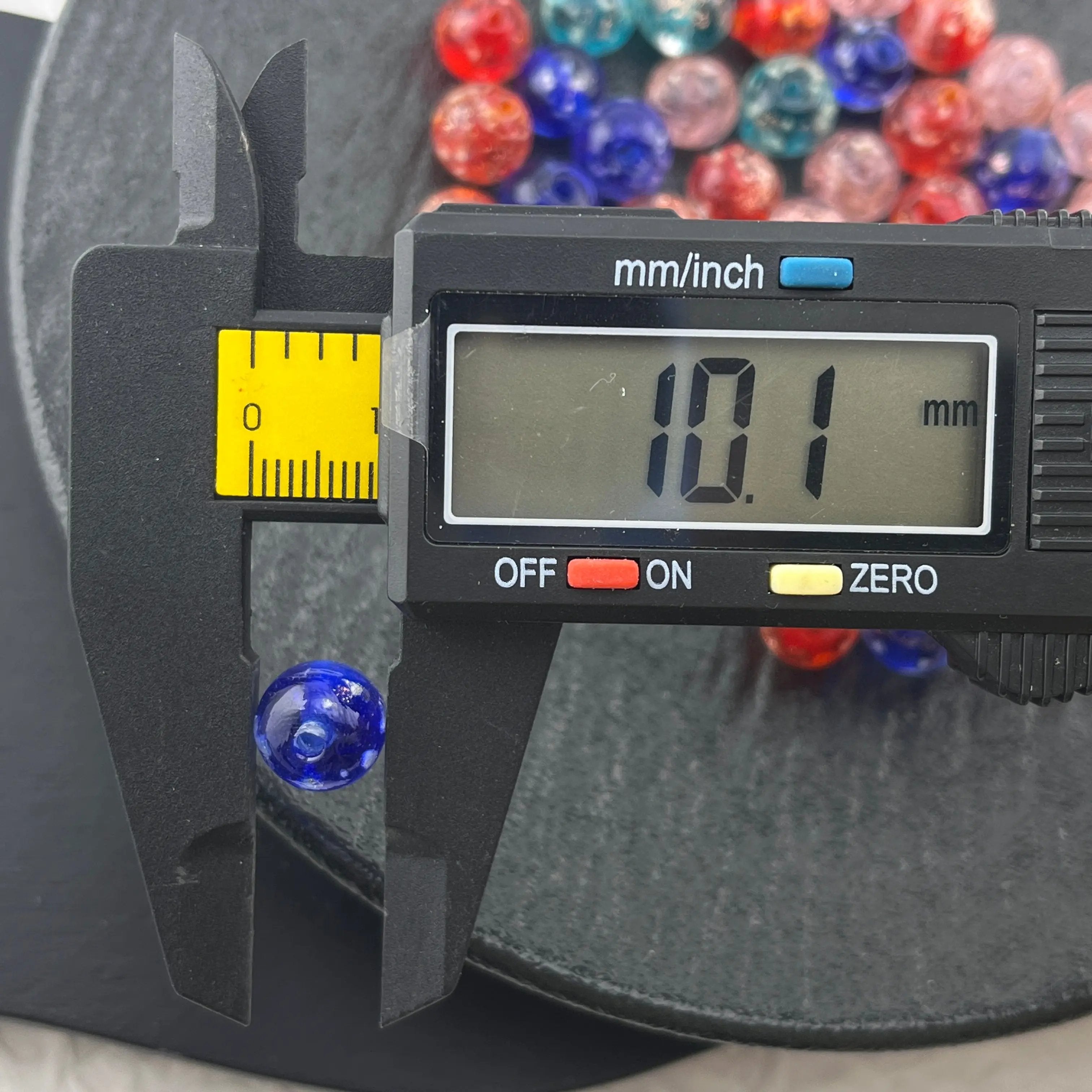 FS1776-50PCS 10mm Glowing Glass Beads - Zoe DIY Wholesale