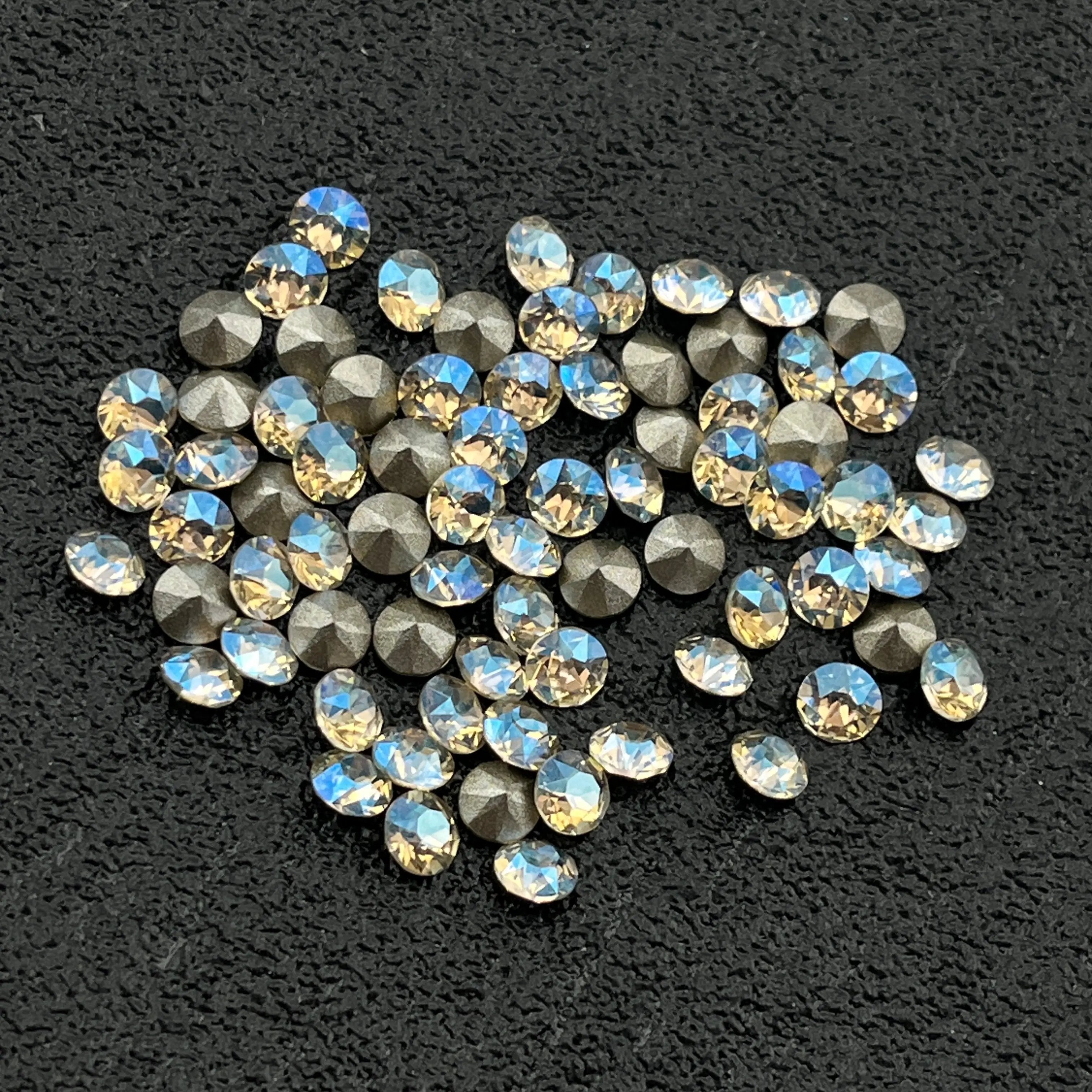 FS2229- 100PCS 4MM diamond Zoe's DIY Shop
