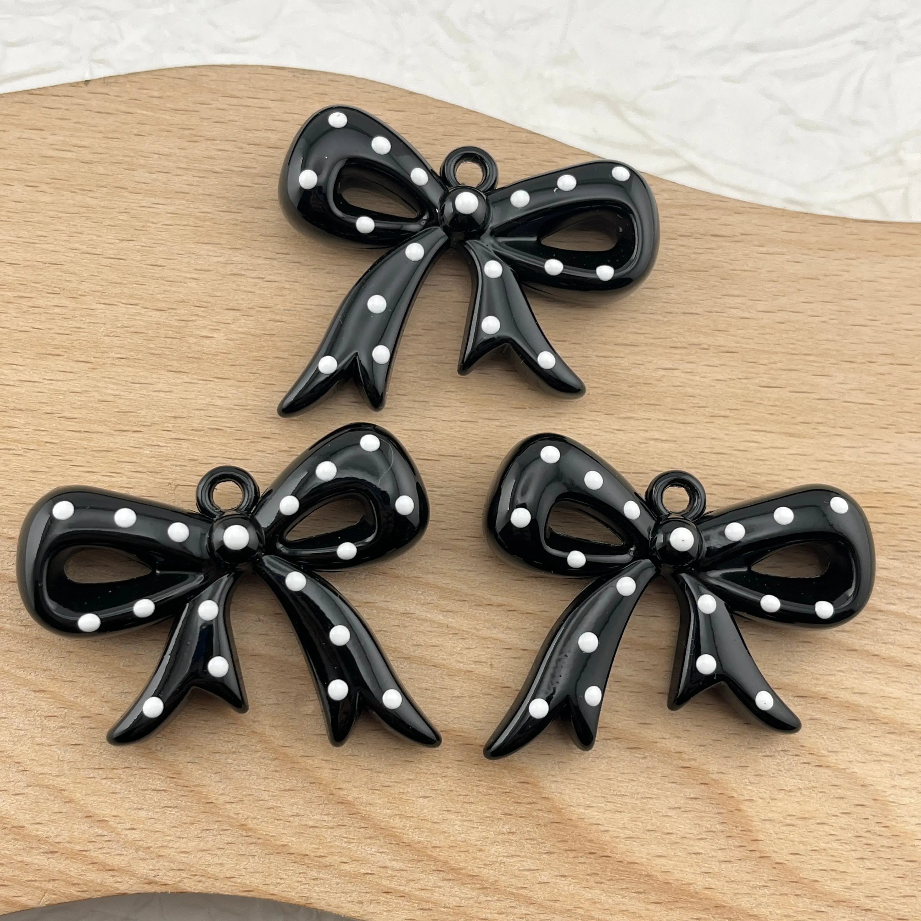 FS2398- 5PCS 49MM Black bows spotted pendant Zoe's DIY Shop