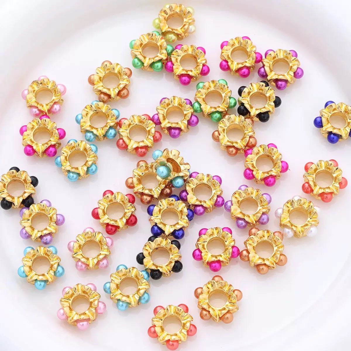 FS5140- 16mm Random Mixed Color Metal Beads With Pearl Spacers Zoe's DIY Shop