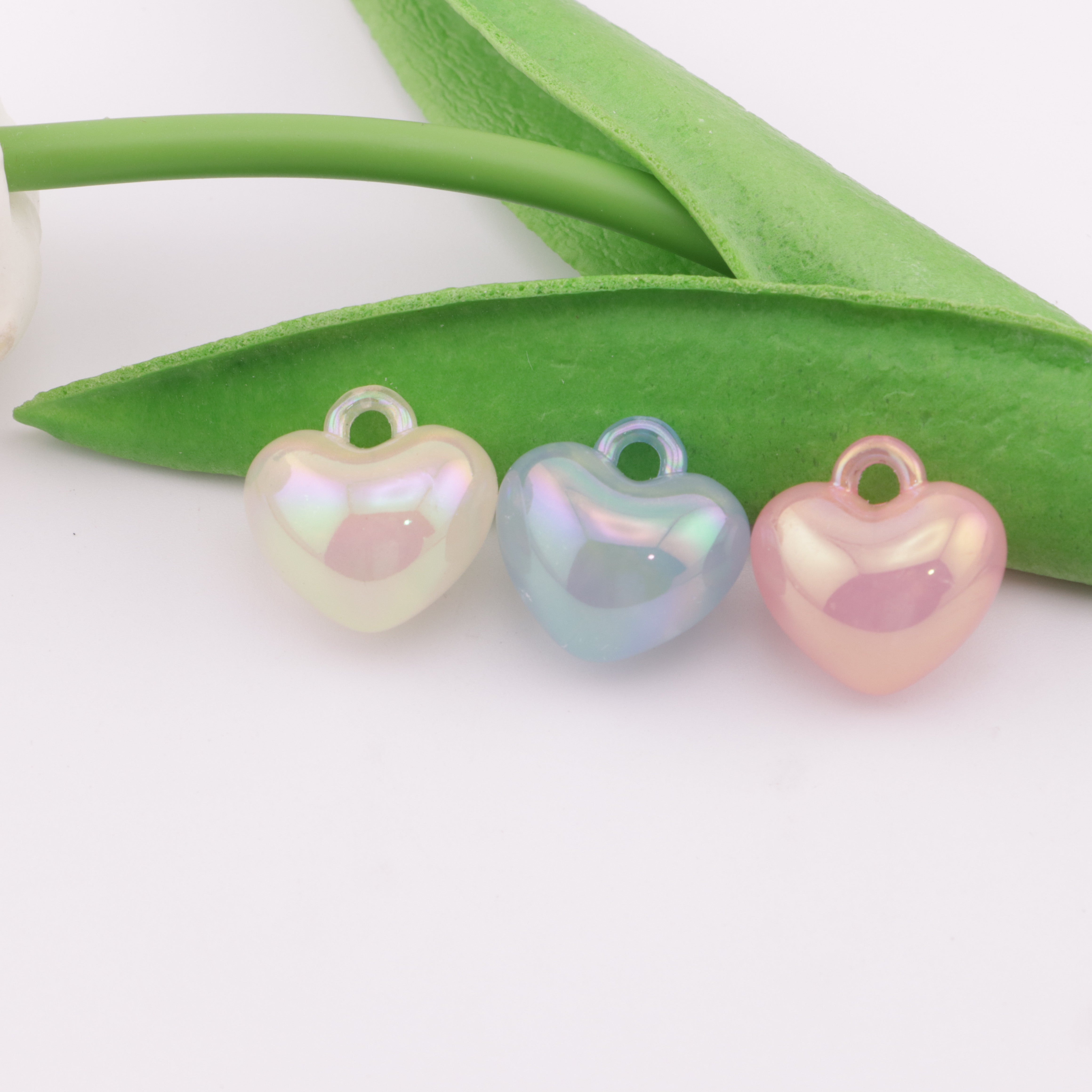 FS3407- Love Heart Charms Beads Fine Glittering Heart Pendant