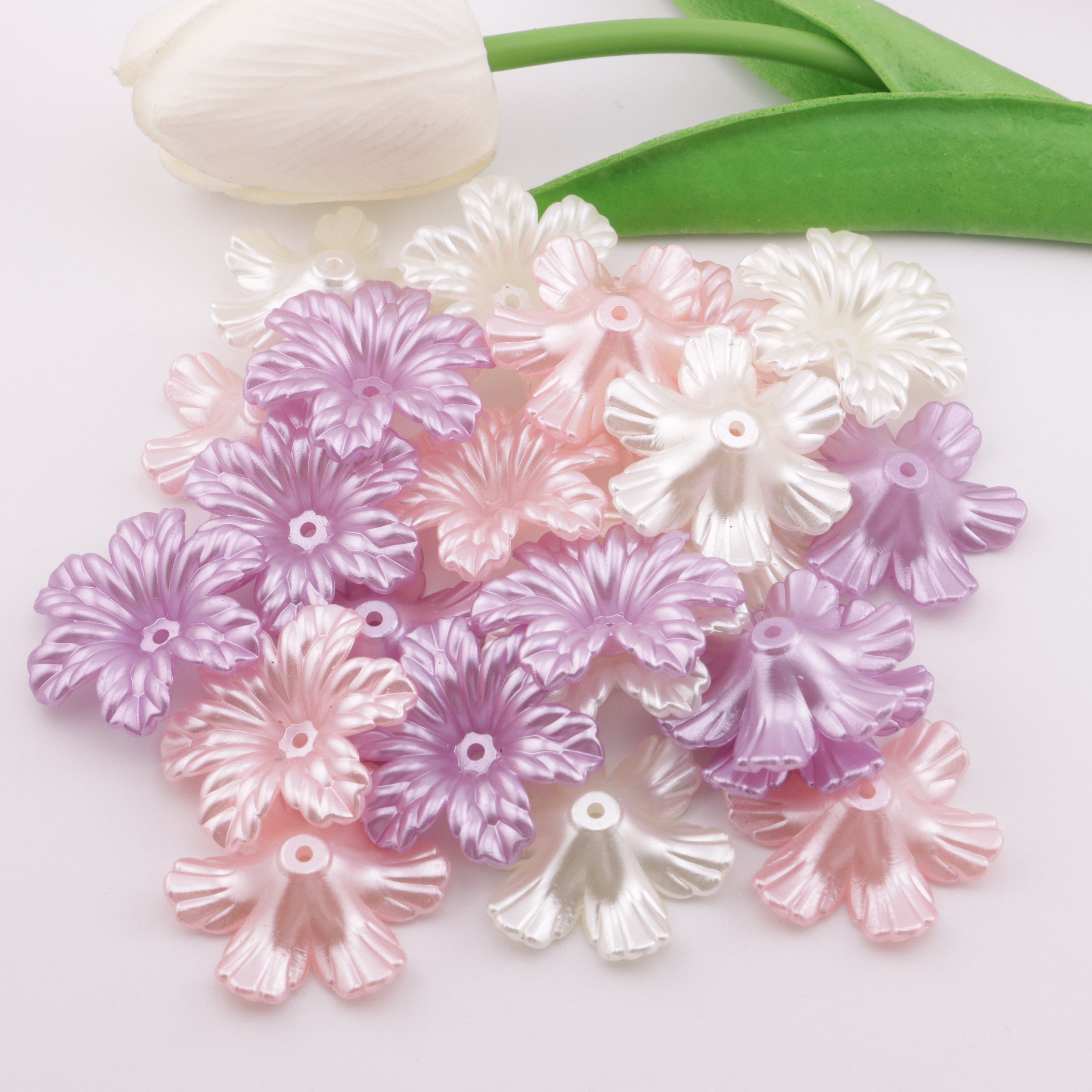 FS5399- 36Mm Imitation Pearl Flowers That Can Pass Through Pens (Requires Rotation)