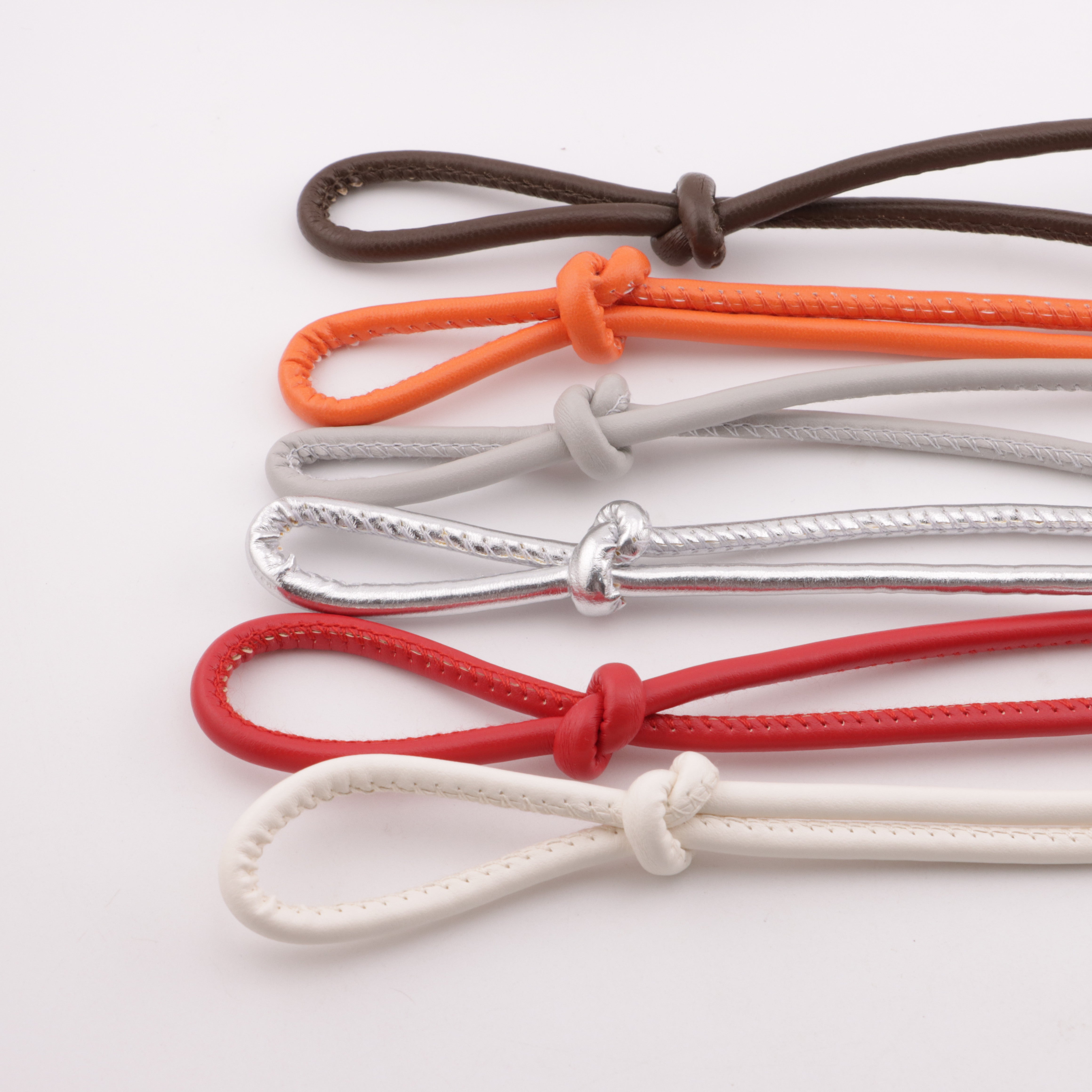 FS5896- Diameter: 4 Cm, Leather Cord Knot Diameter: 4 Mm