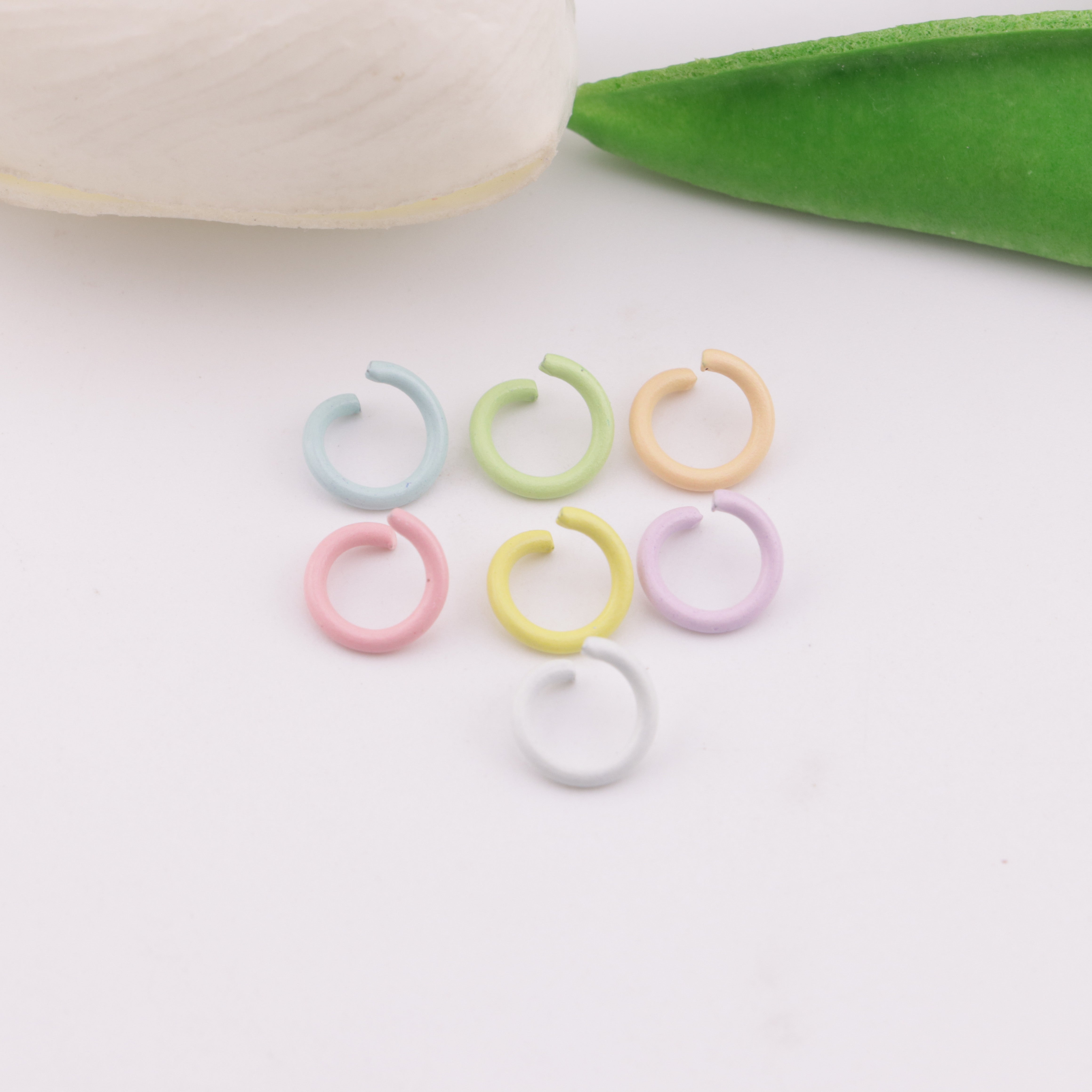 FS5842- 12Mm Colorful Open Rings Zoe's DIY Shop