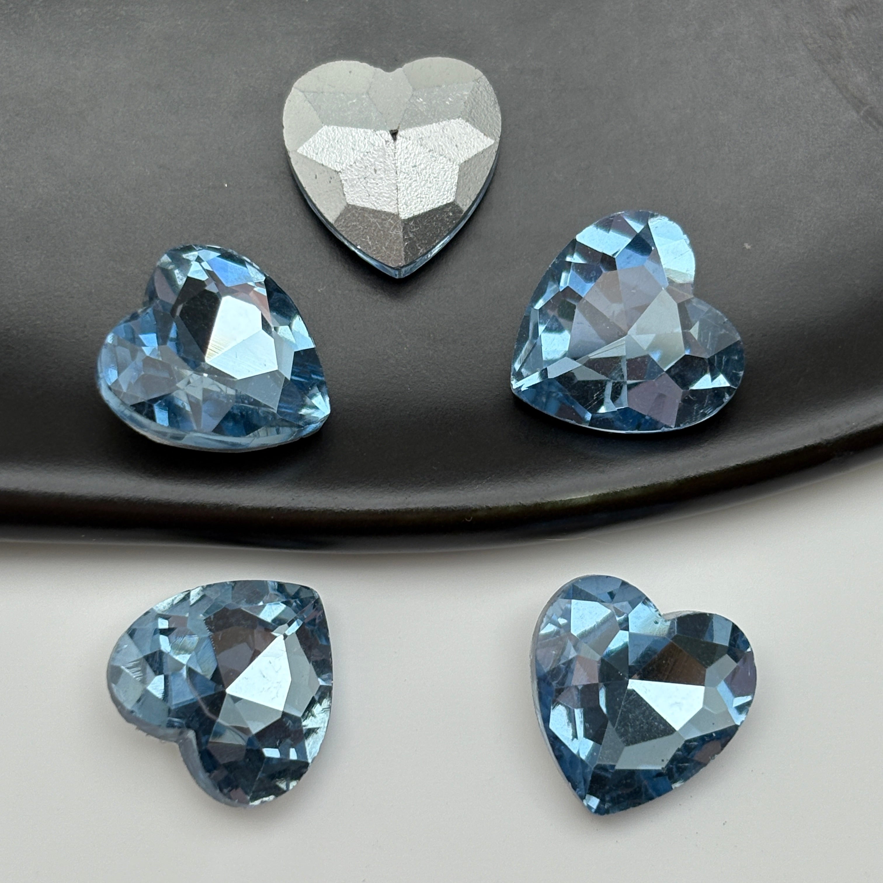 FS5401- 12mm Heart Crystal Diamonds Loving Heart With Pointed Bottom Diamonds