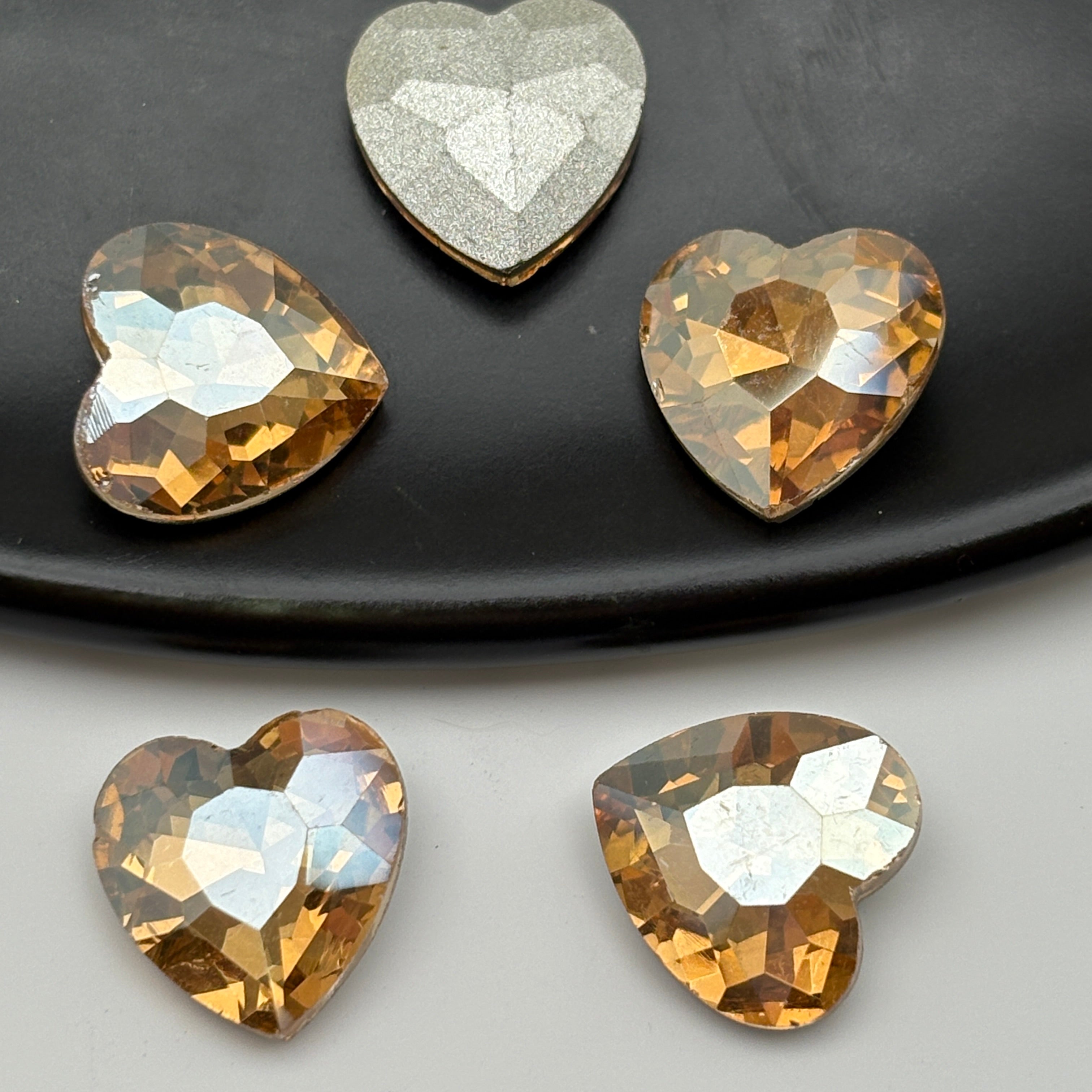 FS5401- 12mm Heart Crystal Diamonds Loving Heart With Pointed Bottom Diamonds
