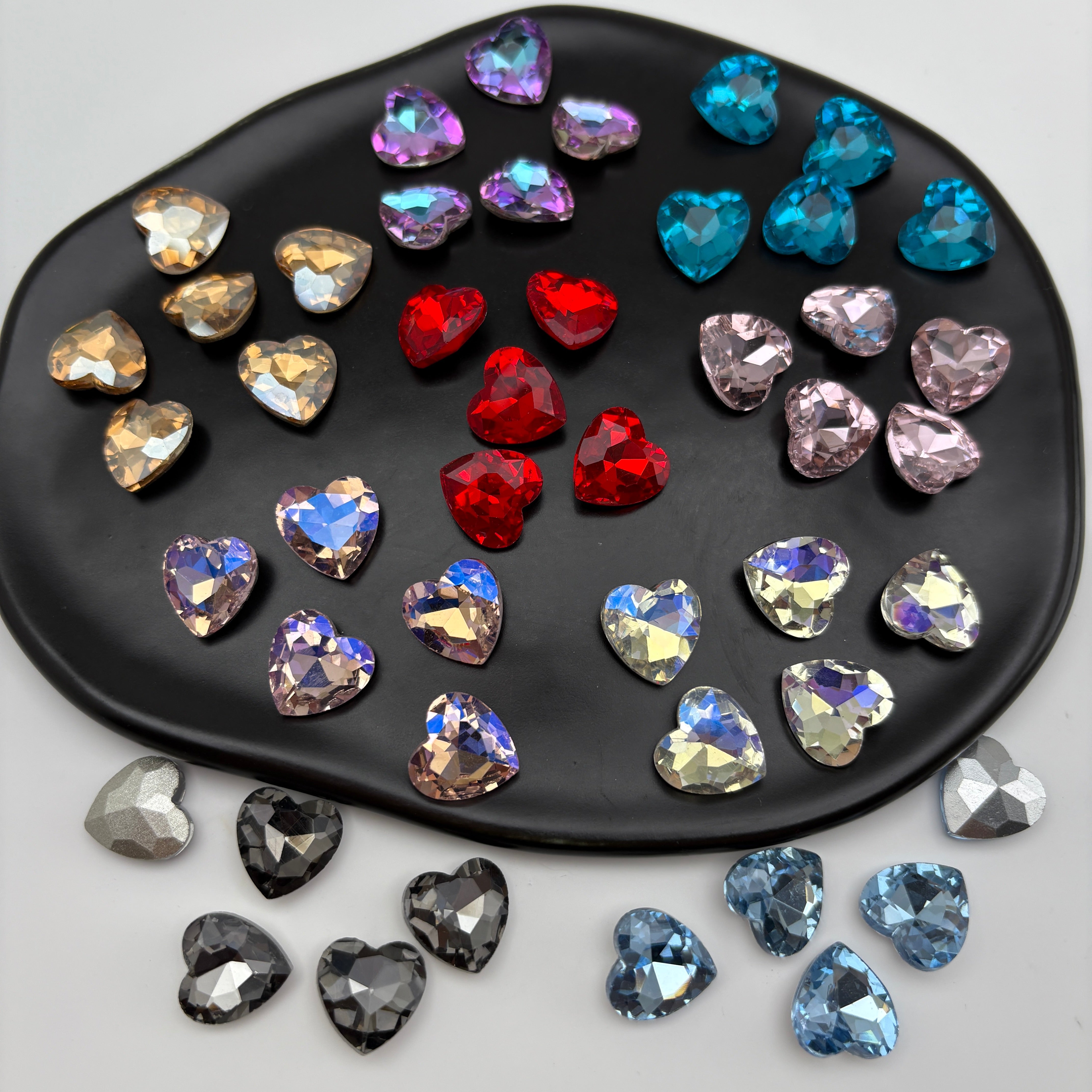 FS5401- 12mm Heart Crystal Diamonds Loving Heart With Pointed Bottom Diamonds