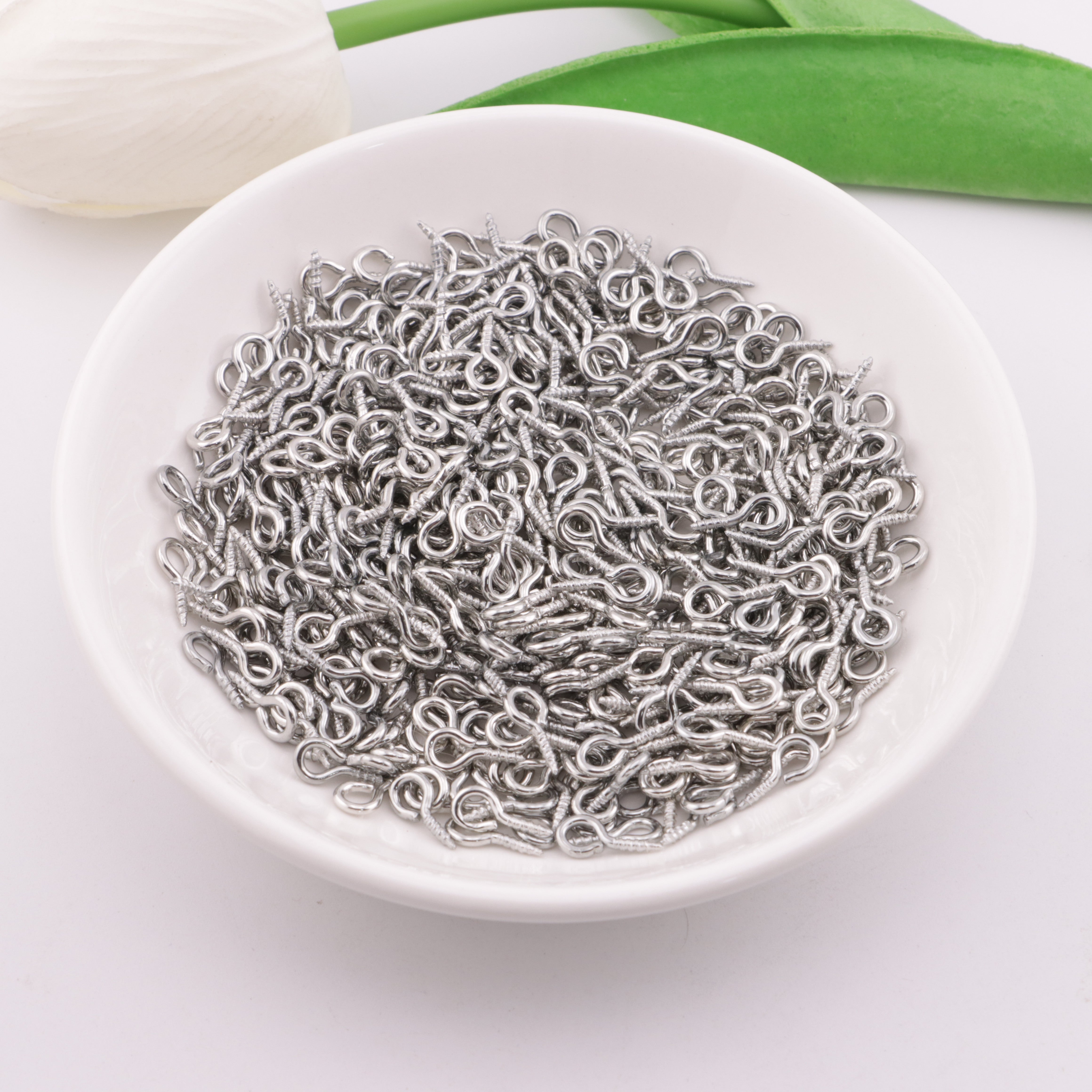 FS5987- Approximately 10mm Goat Horn Nails Zoe's DIY Shop