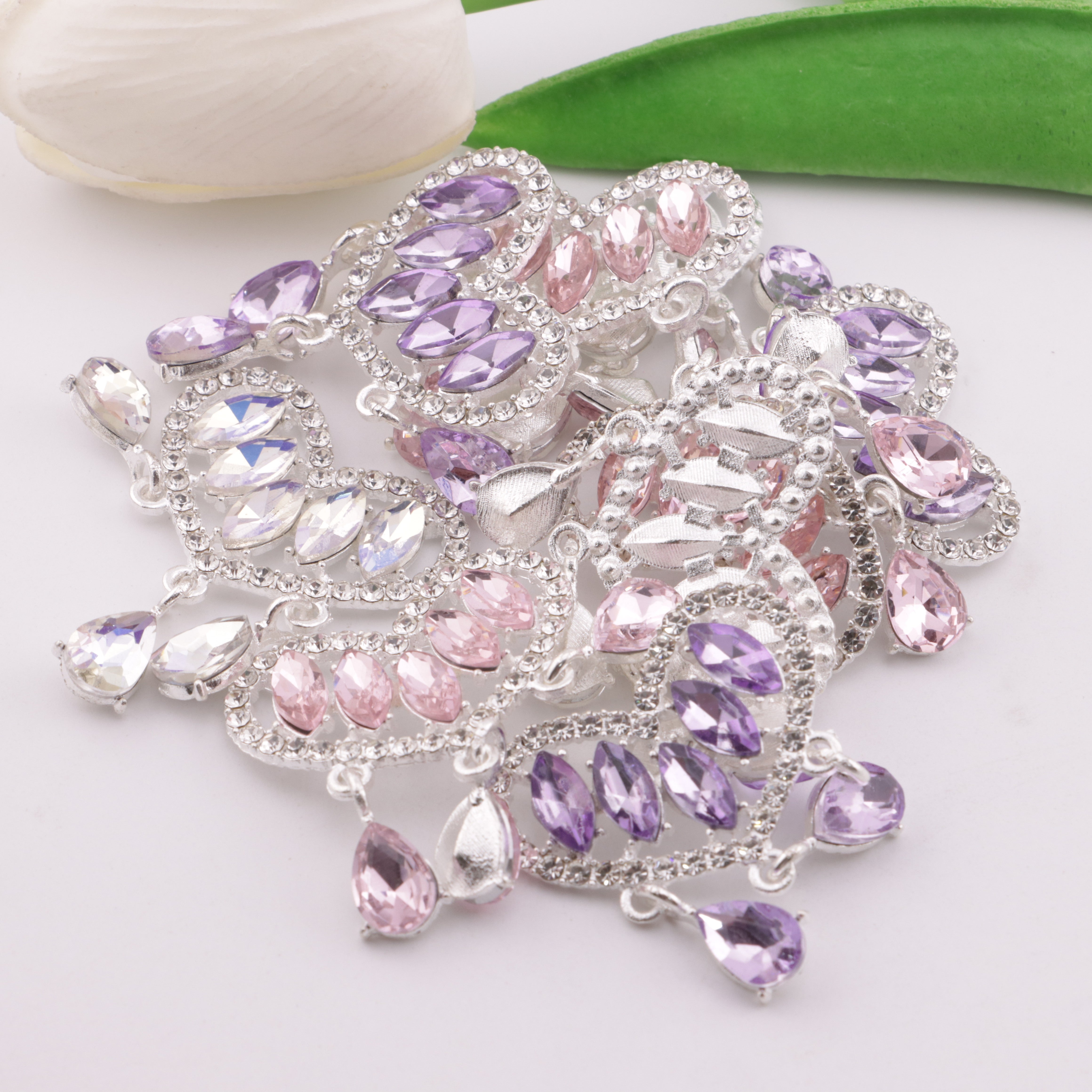 FS6002- 34*40mm Horse - eye Diamond Love - shaped Pendant With Three Drop - shaped Charms