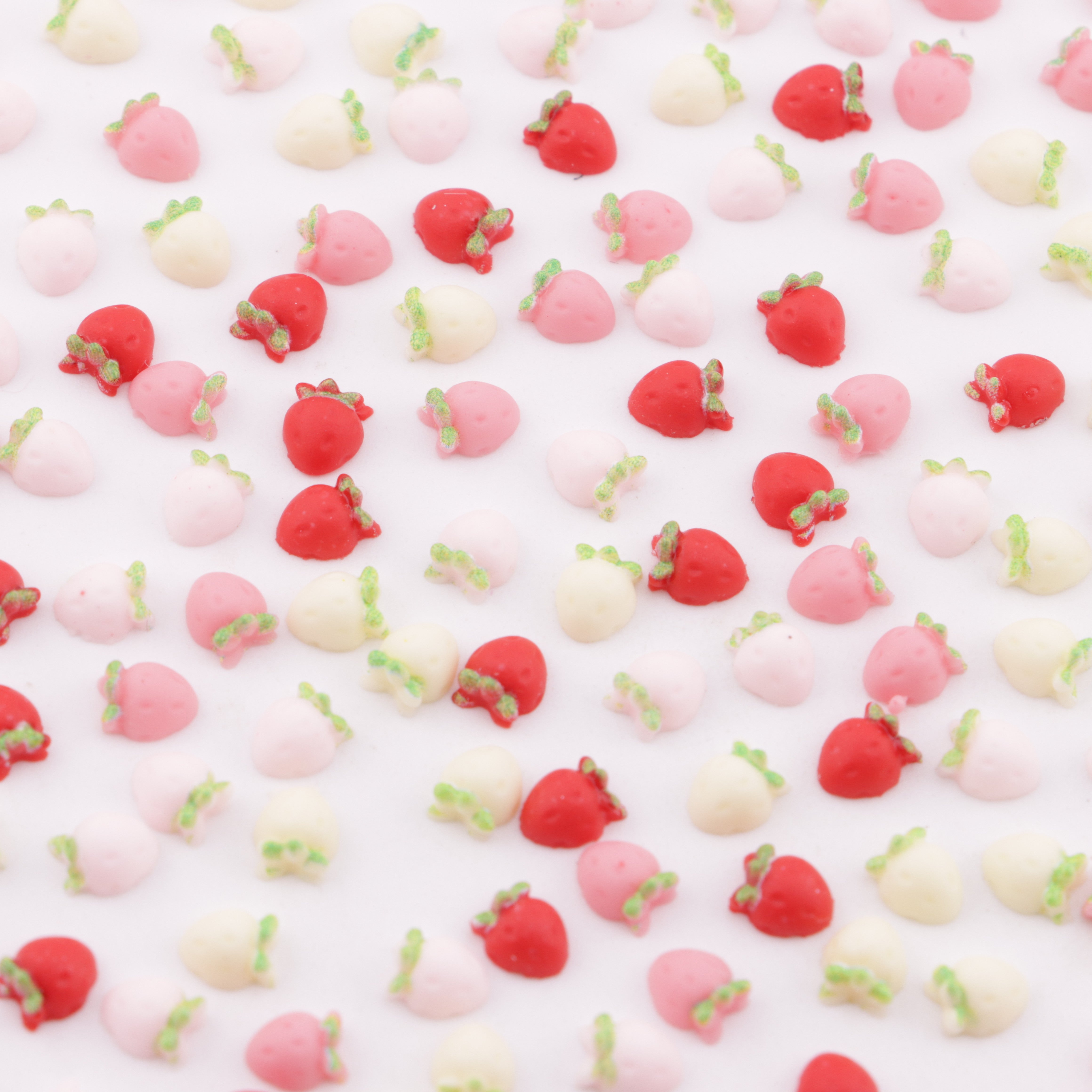 FS5996- 5.5*4.5mm Small Strawberry Charms Small Strawberry Patches Zoe's DIY Shop