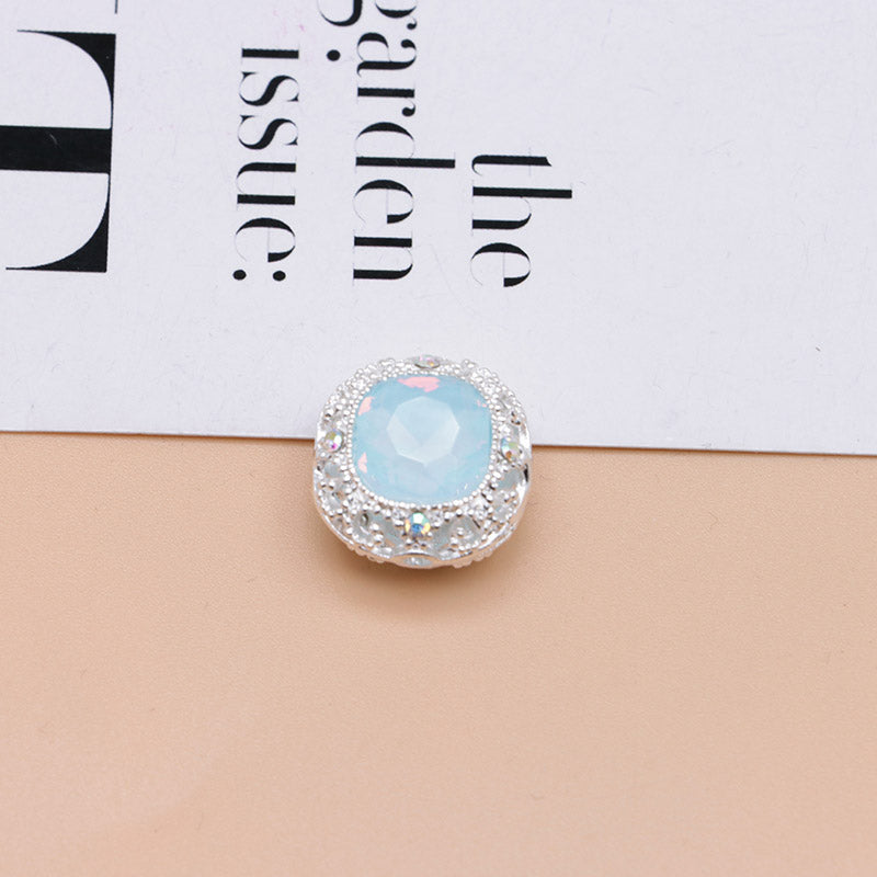 FS4846- 17mm×17mm Square Mocha Alloy Beads That Can Pass Through A Pen