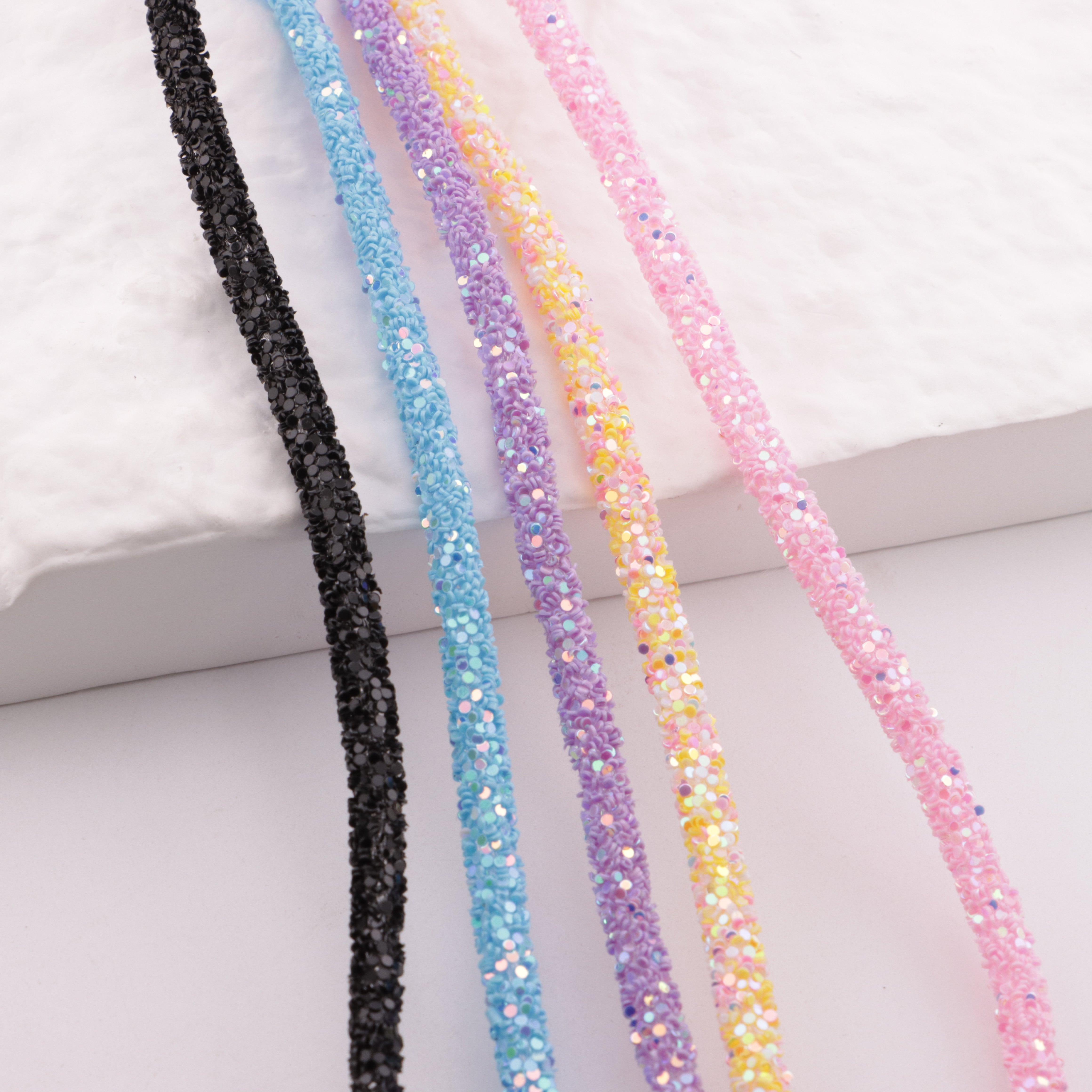 FS6014- About 5mm Round Glitter Flake Rope Round Glitter Flake Rope