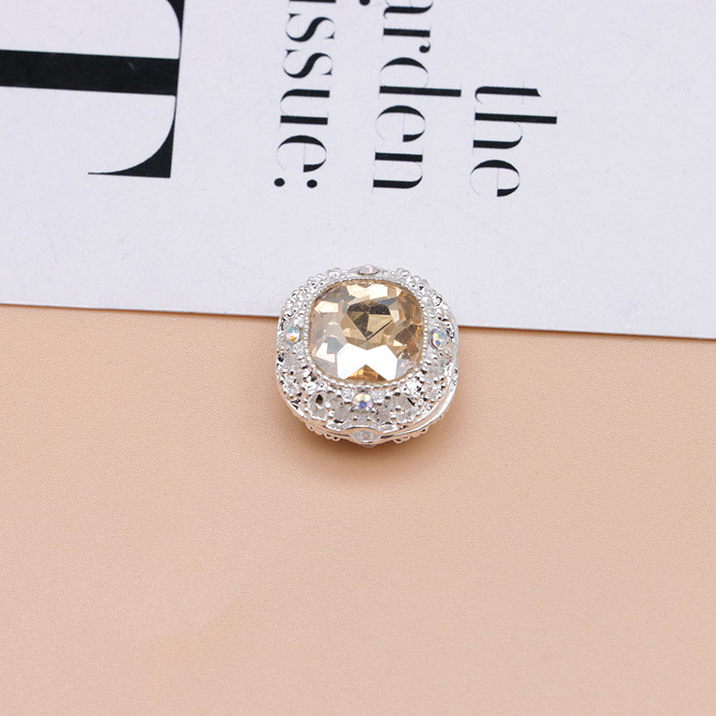 FS4846- 17mm×17mm Square Mocha Alloy Beads That Can Pass Through A Pen