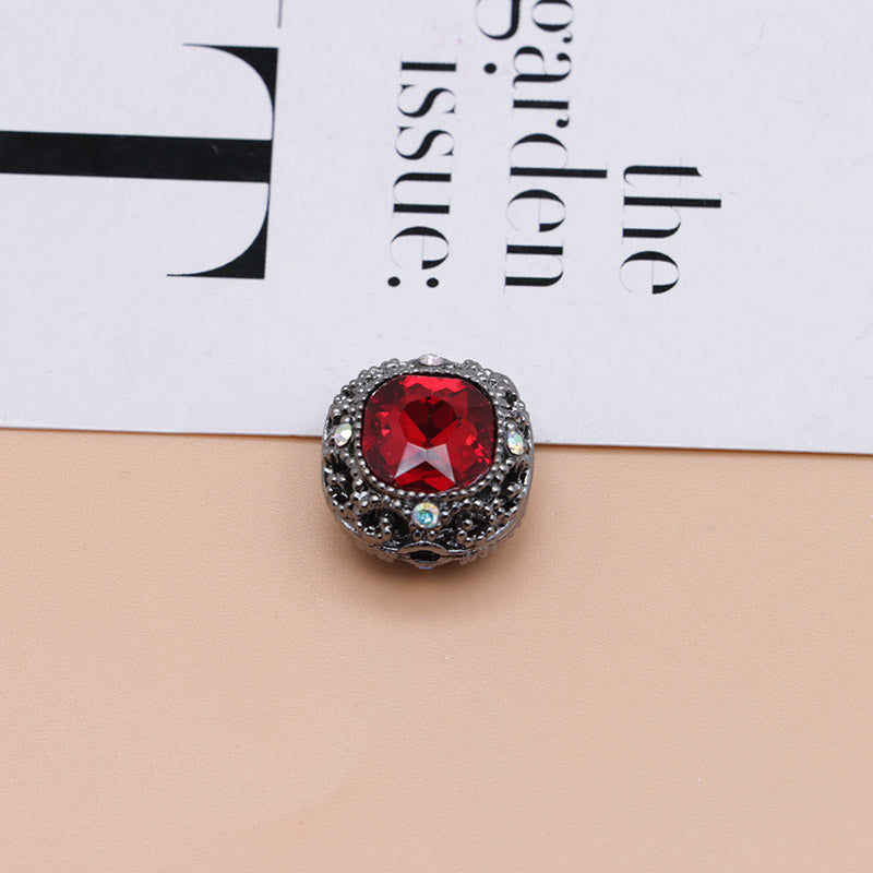 FS4846- 17mm×17mm Square Mocha Alloy Beads That Can Pass Through A Pen