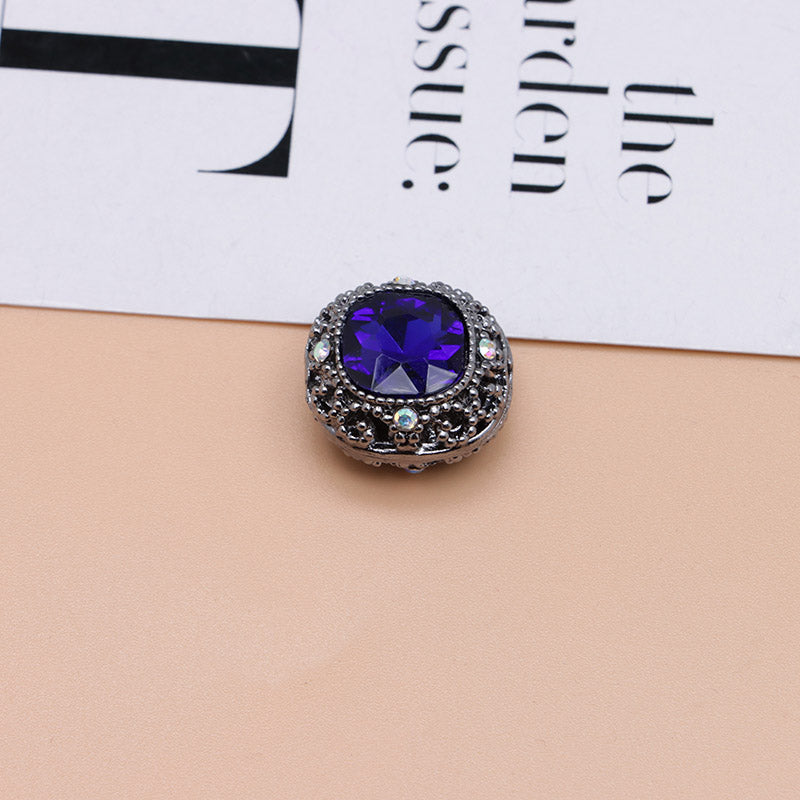 FS4846- 17mm×17mm Square Mocha Alloy Beads That Can Pass Through A Pen