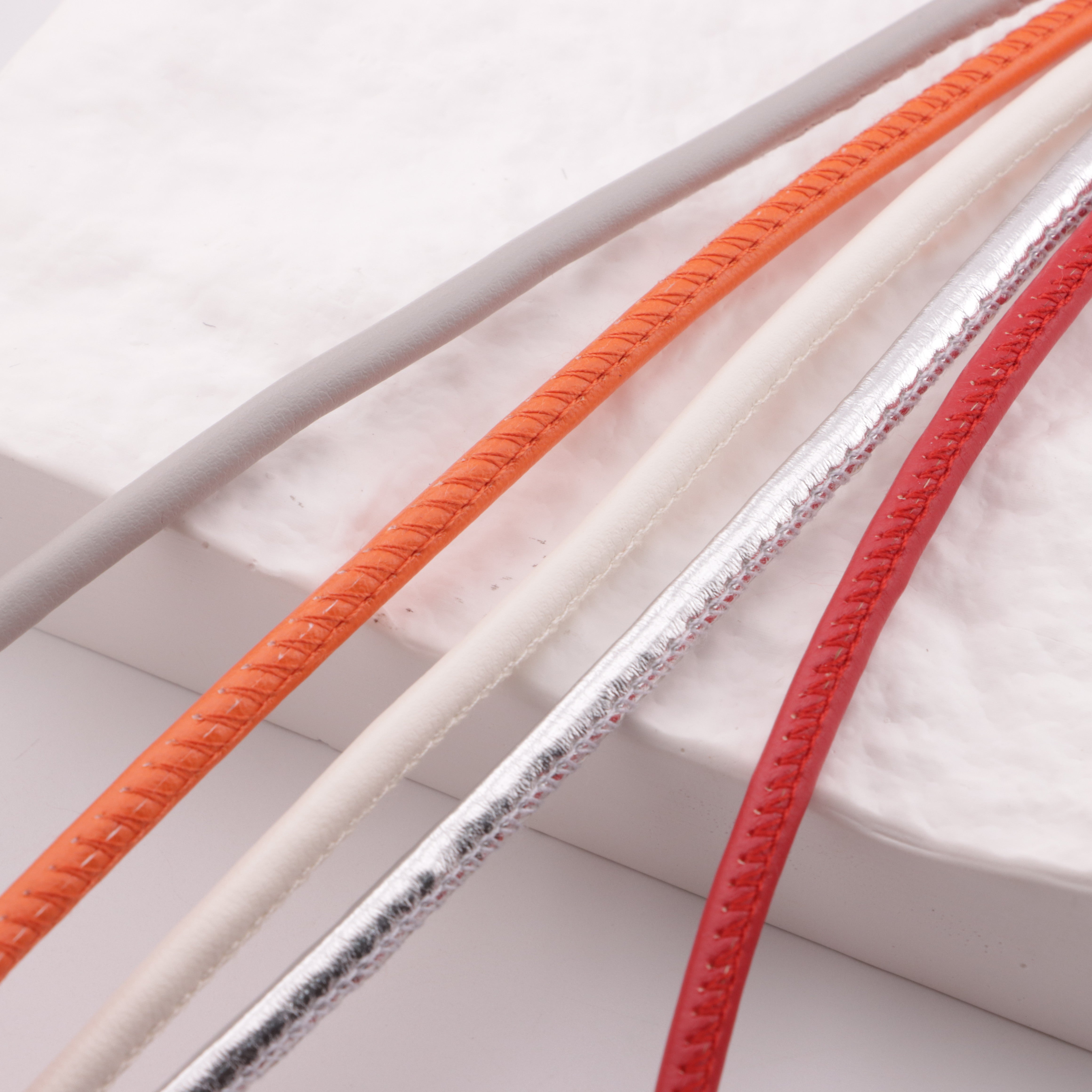 FS5902- Diameter: 4 Mm, Leather Cord