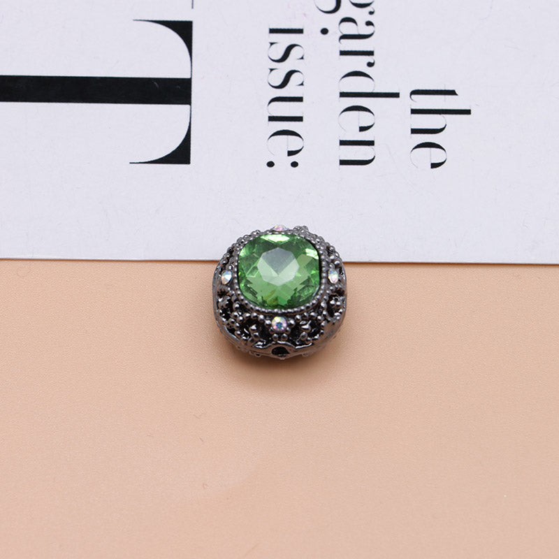 FS4846- 17mm×17mm Square Mocha Alloy Beads That Can Pass Through A Pen