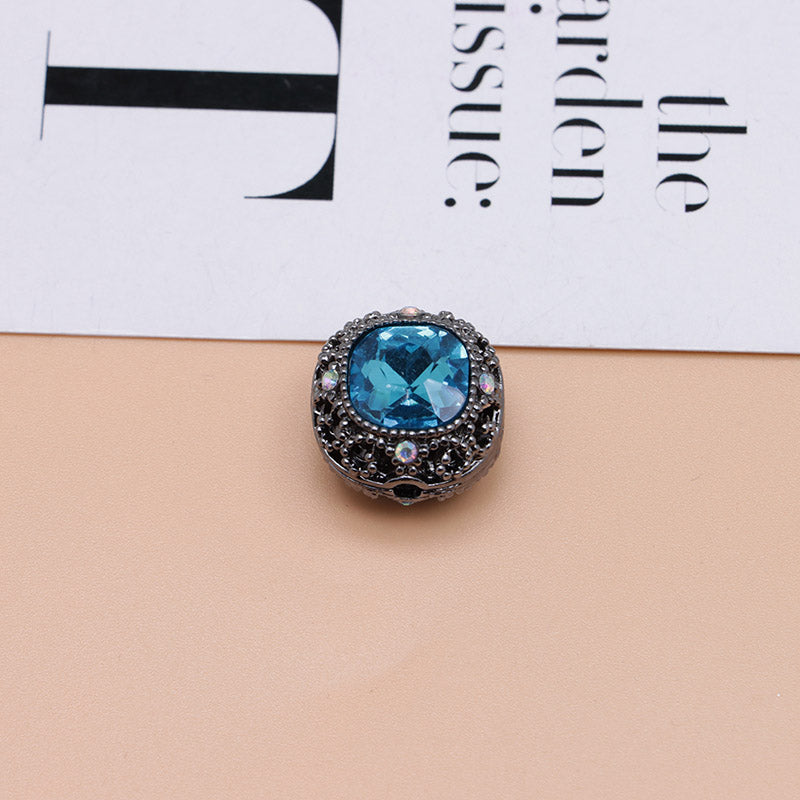 FS4846- 17mm×17mm Square Mocha Alloy Beads That Can Pass Through A Pen