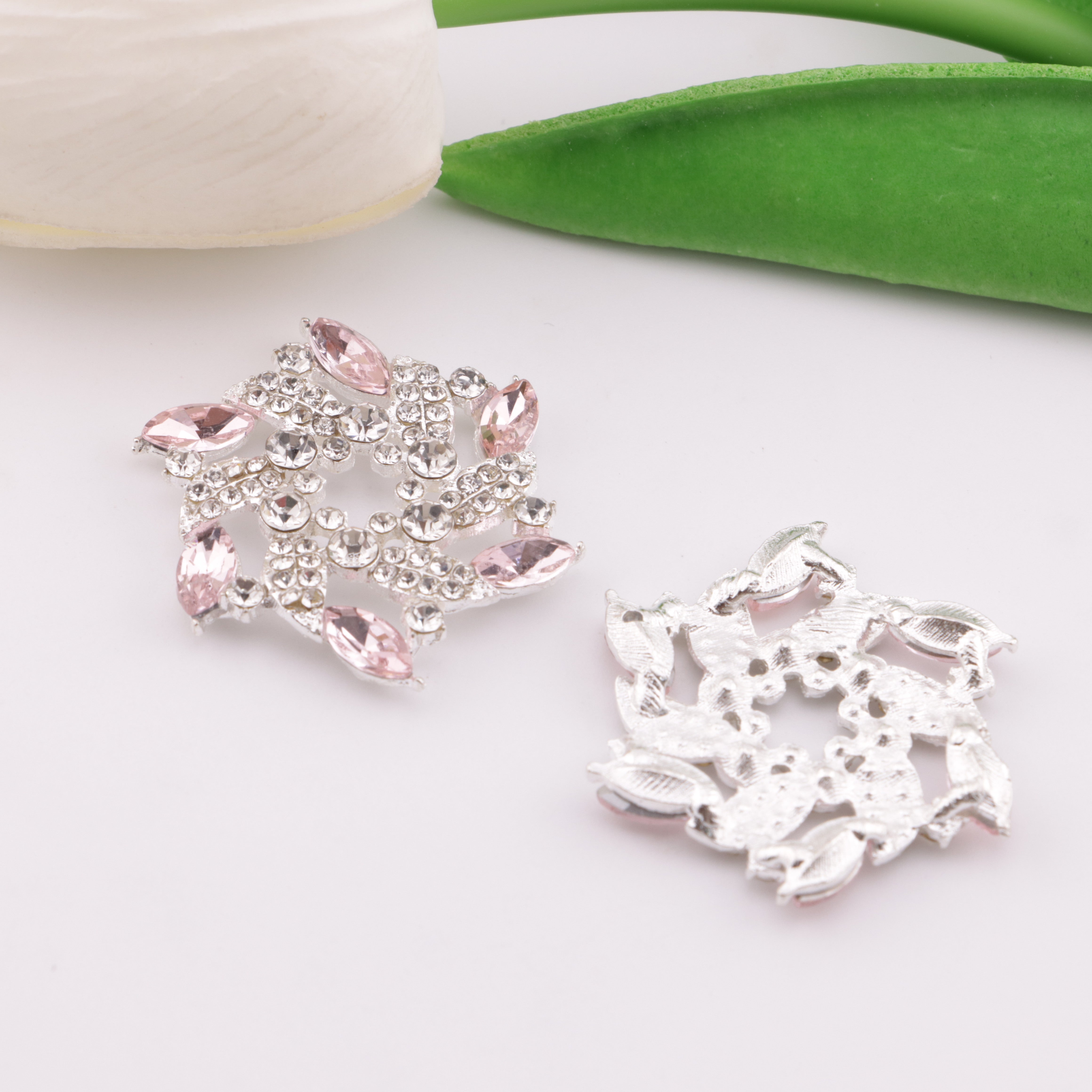 FS4863- Windmill Flowers, Alloy Charms Alloy Patches