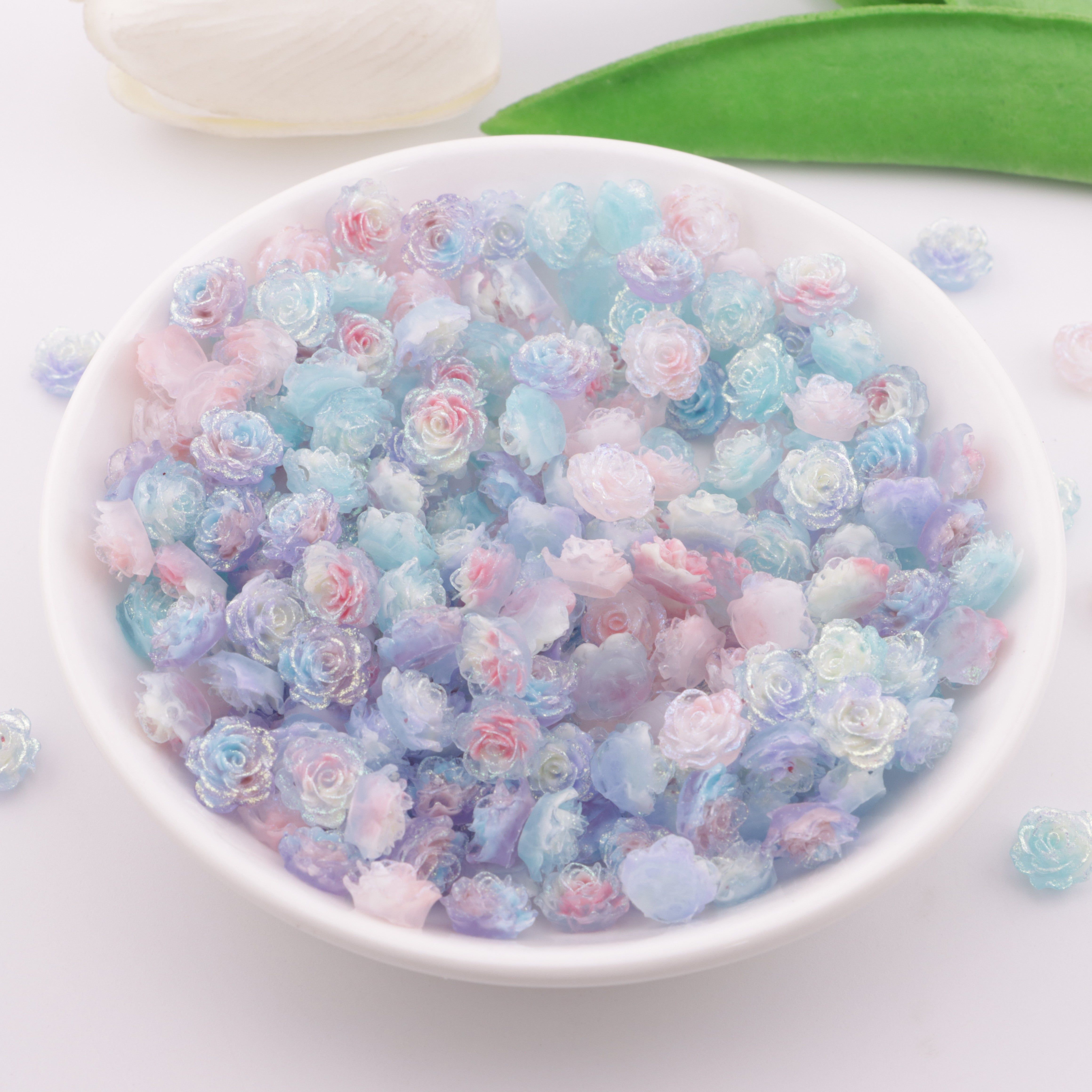 FS6081- 10mm Glow-in-the-Dark Softening Flower