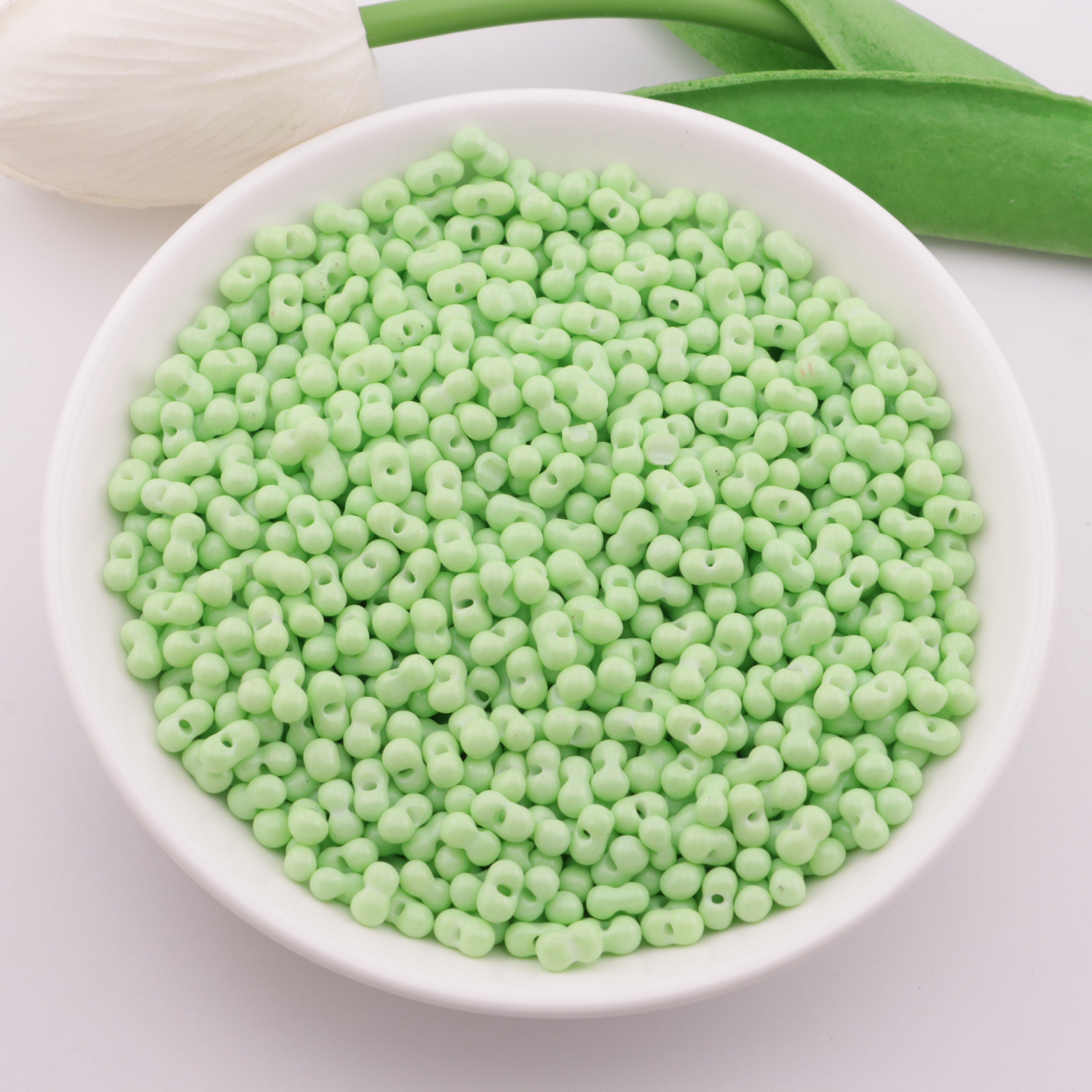 FS6038- 3×6Mm Glass Peanut Beads