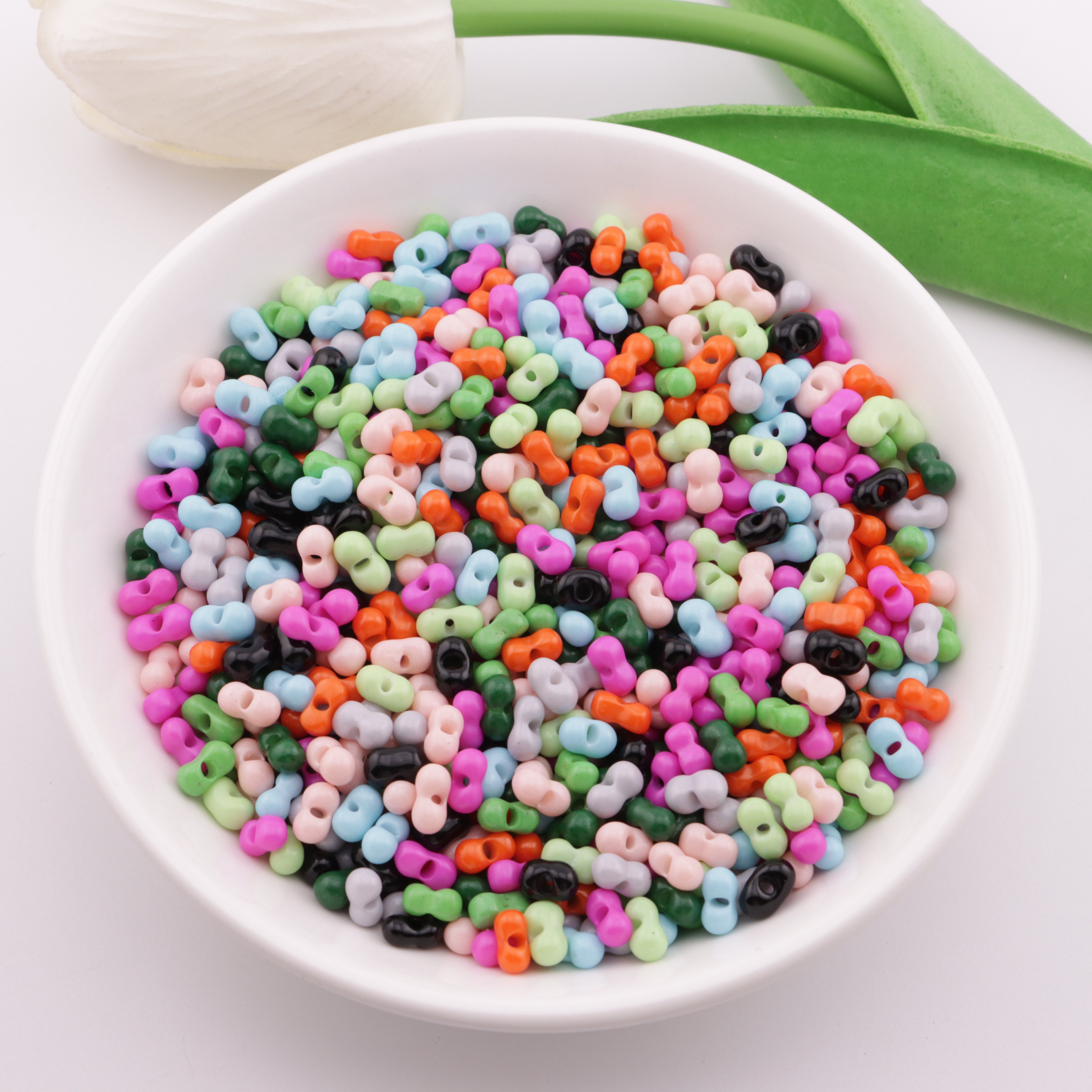 FS6038- 3×6Mm Glass Peanut Beads
