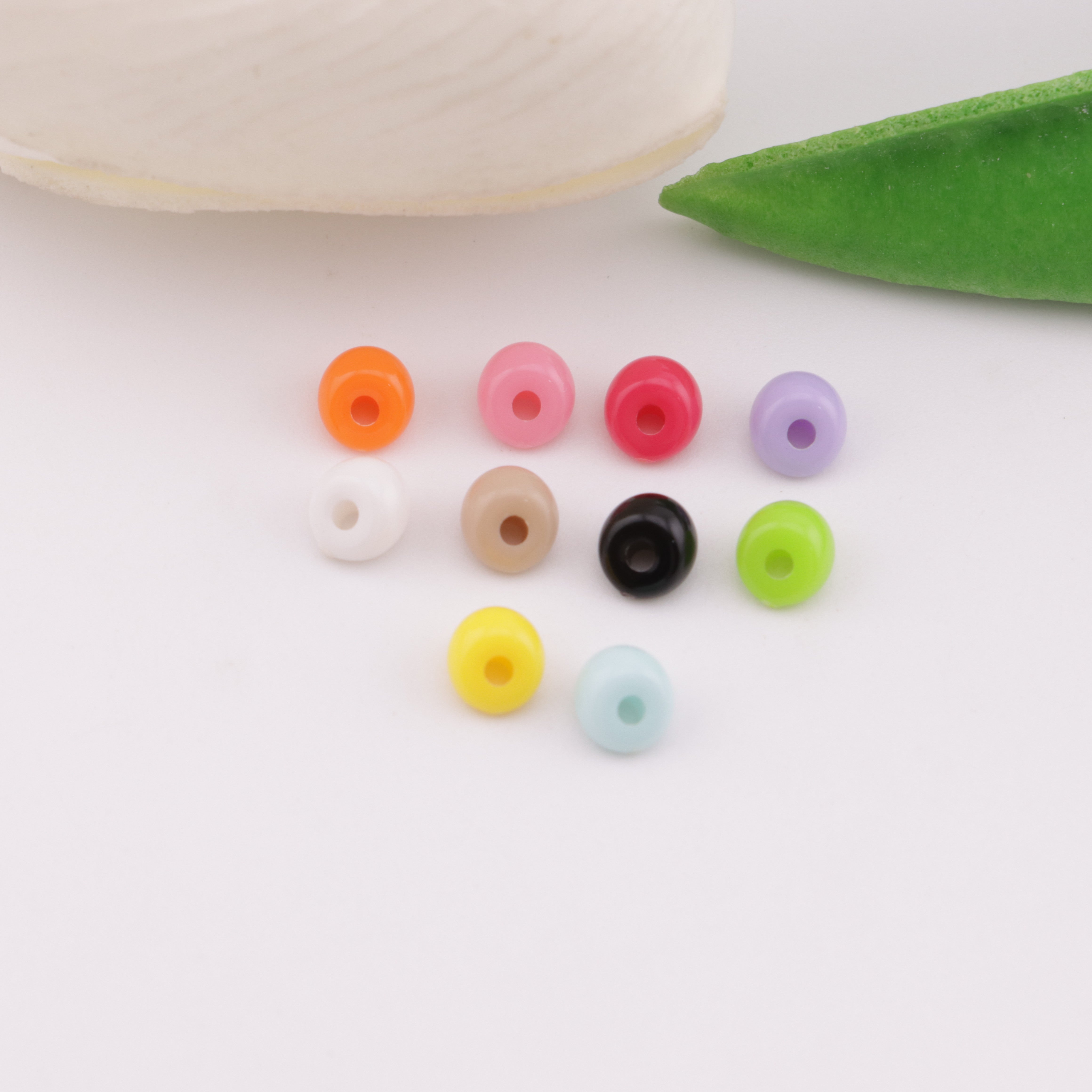 FS6115- Waterdrop Acrylic Beads