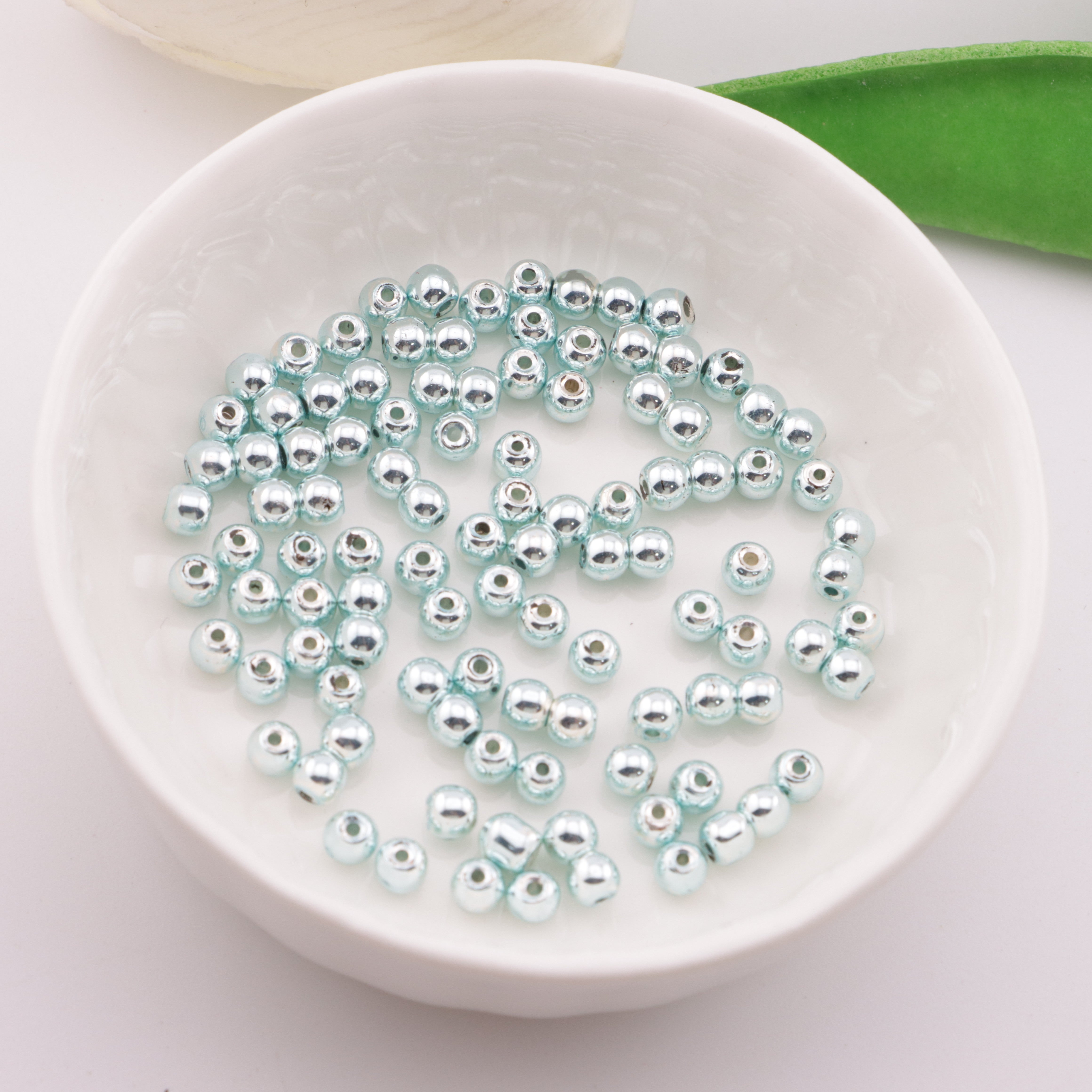FS6125- 3.5mm Glass Beads Color-Plated High-Brightness Glass Beads (About 105-115 PCS/Strand)
