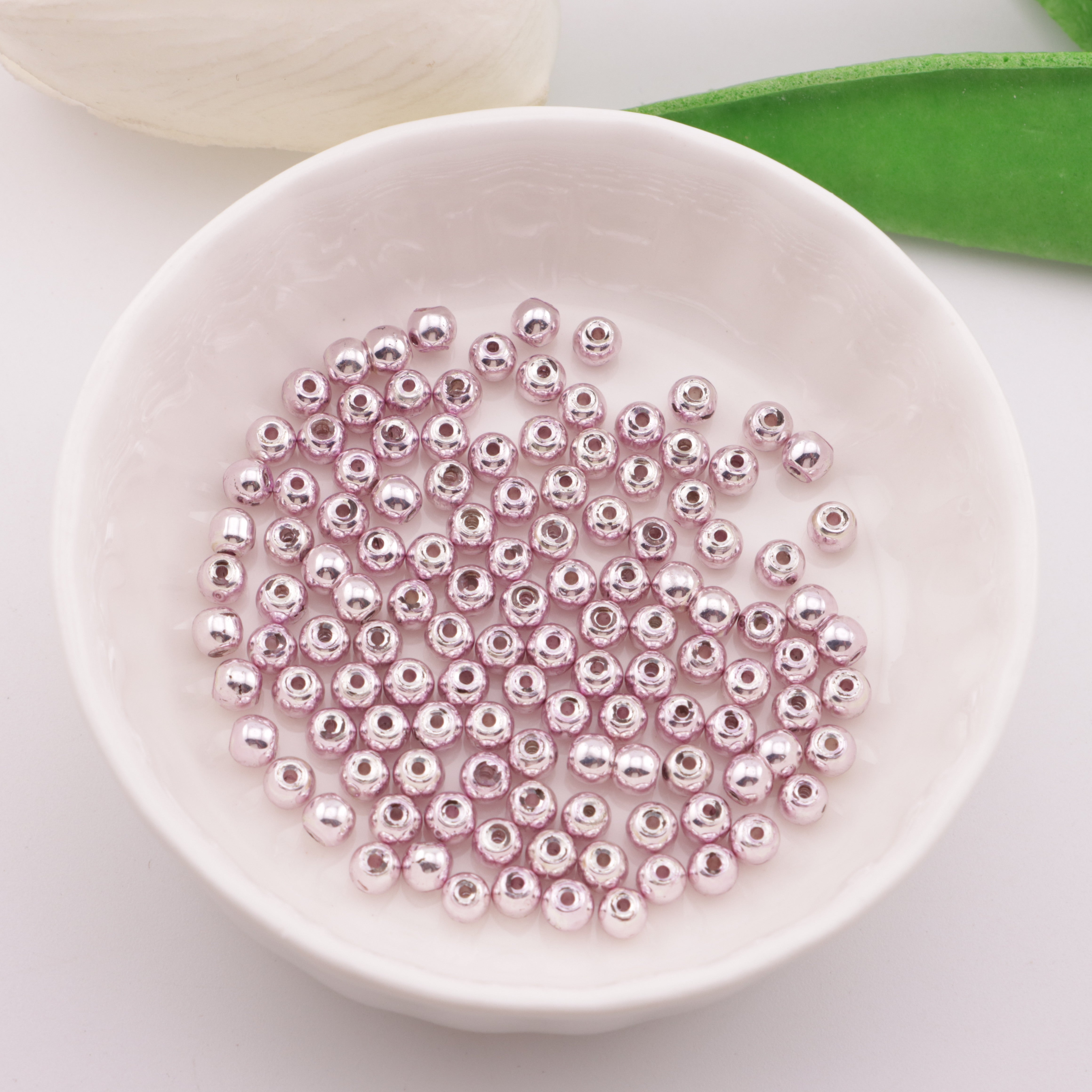 FS6125- 3.5mm Glass Beads Color-Plated High-Brightness Glass Beads (About 105-115 PCS/Strand)