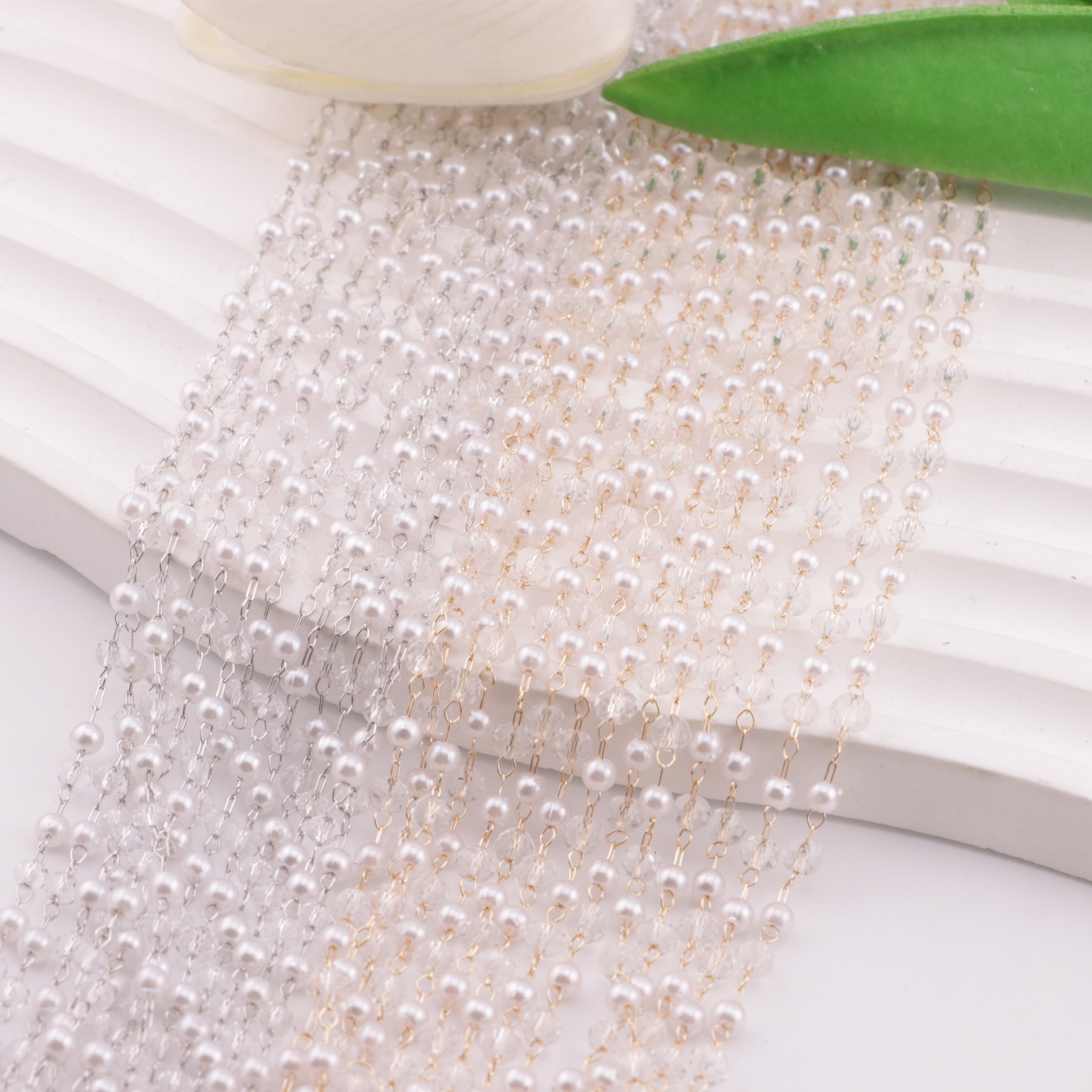 FS6147- 3mm Pearl + Crystal Chain
