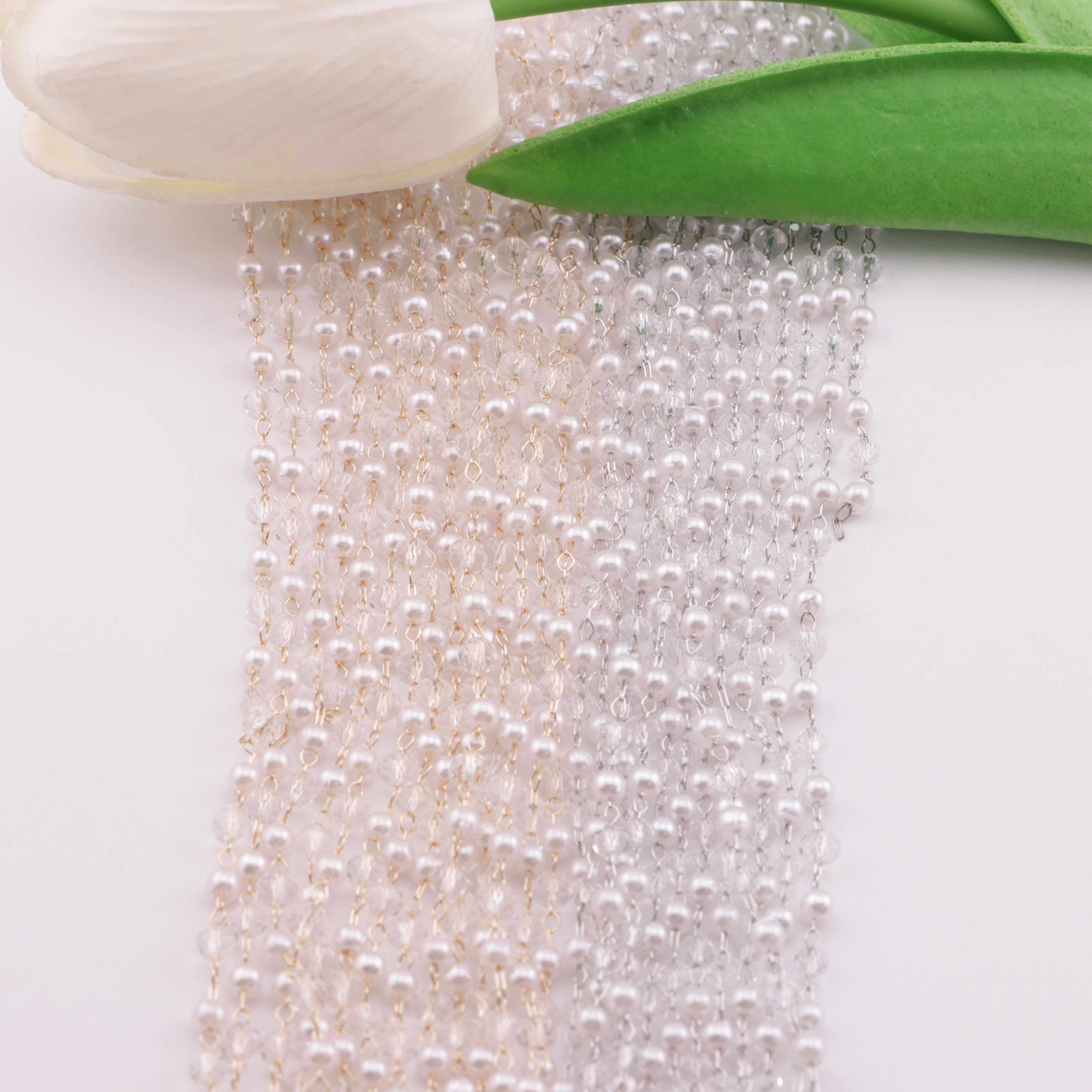 FS6147- 3mm Pearl + Crystal Chain