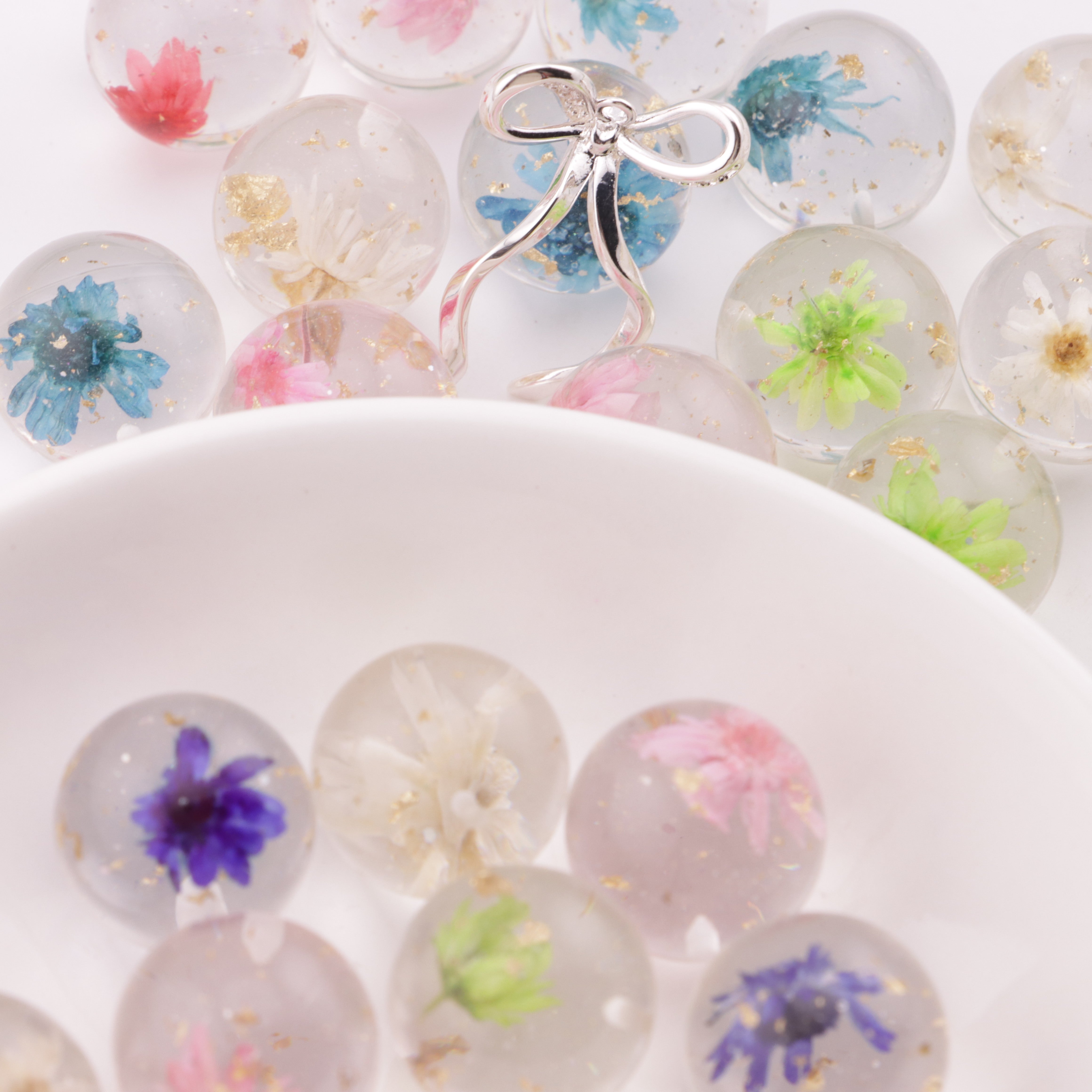 FS6145- 16mm Dried Flower Half Hole Beads Dry Flower Hanging Hole Beads