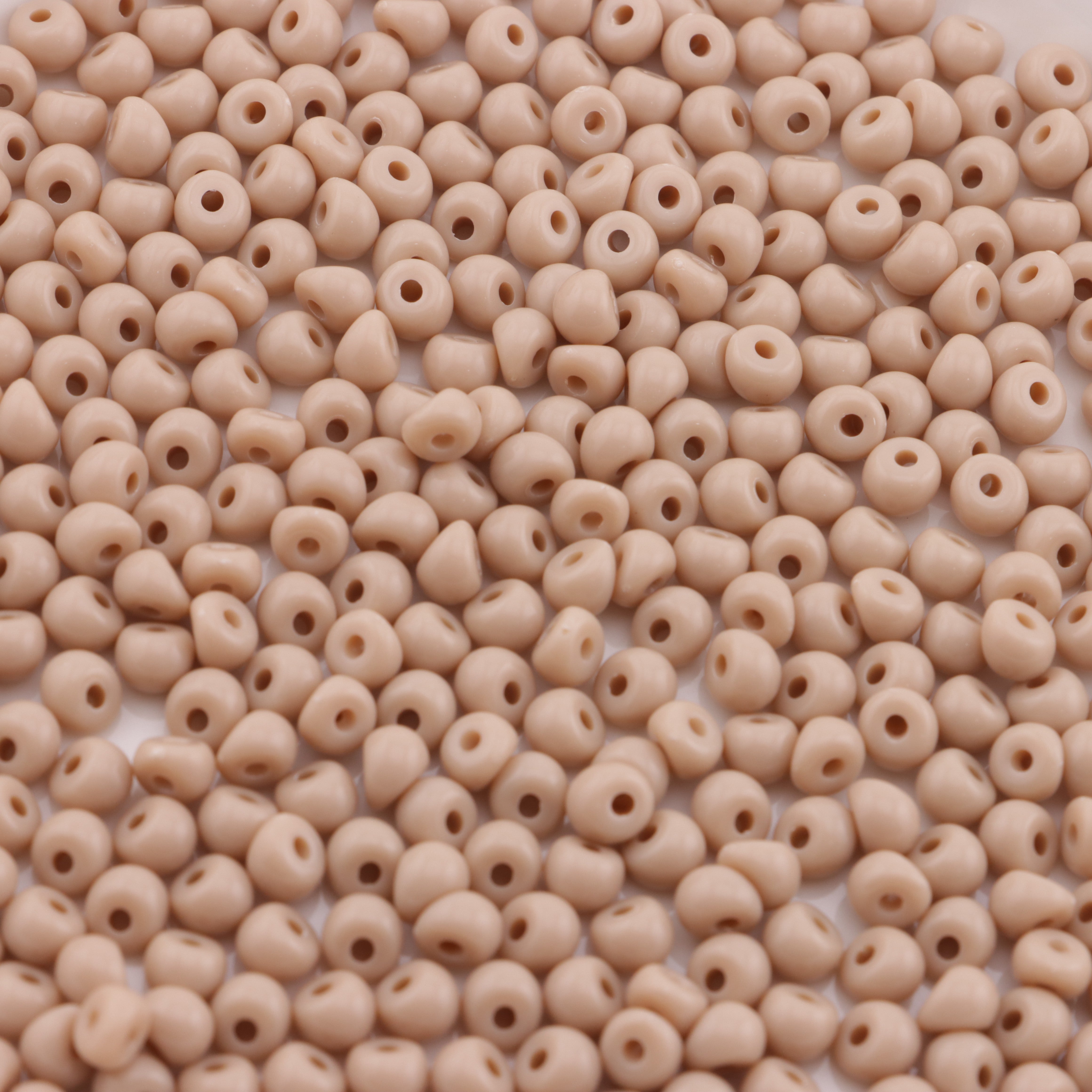 FS6115- Waterdrop Acrylic Beads
