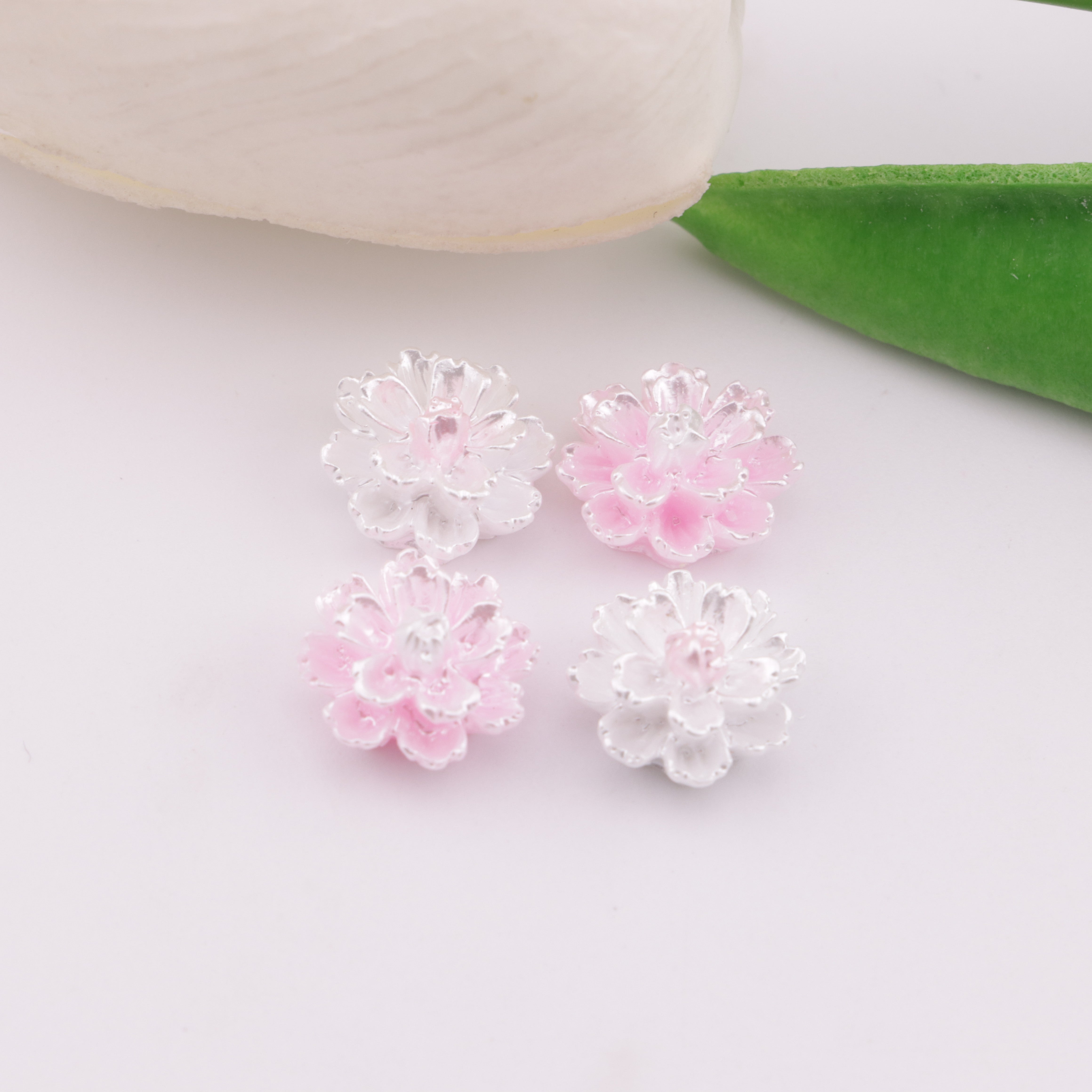 FS6162- 12mm Luminous Hibiscus Flower Charms Glow-In-The-Dark Hibiscus Flower Patches