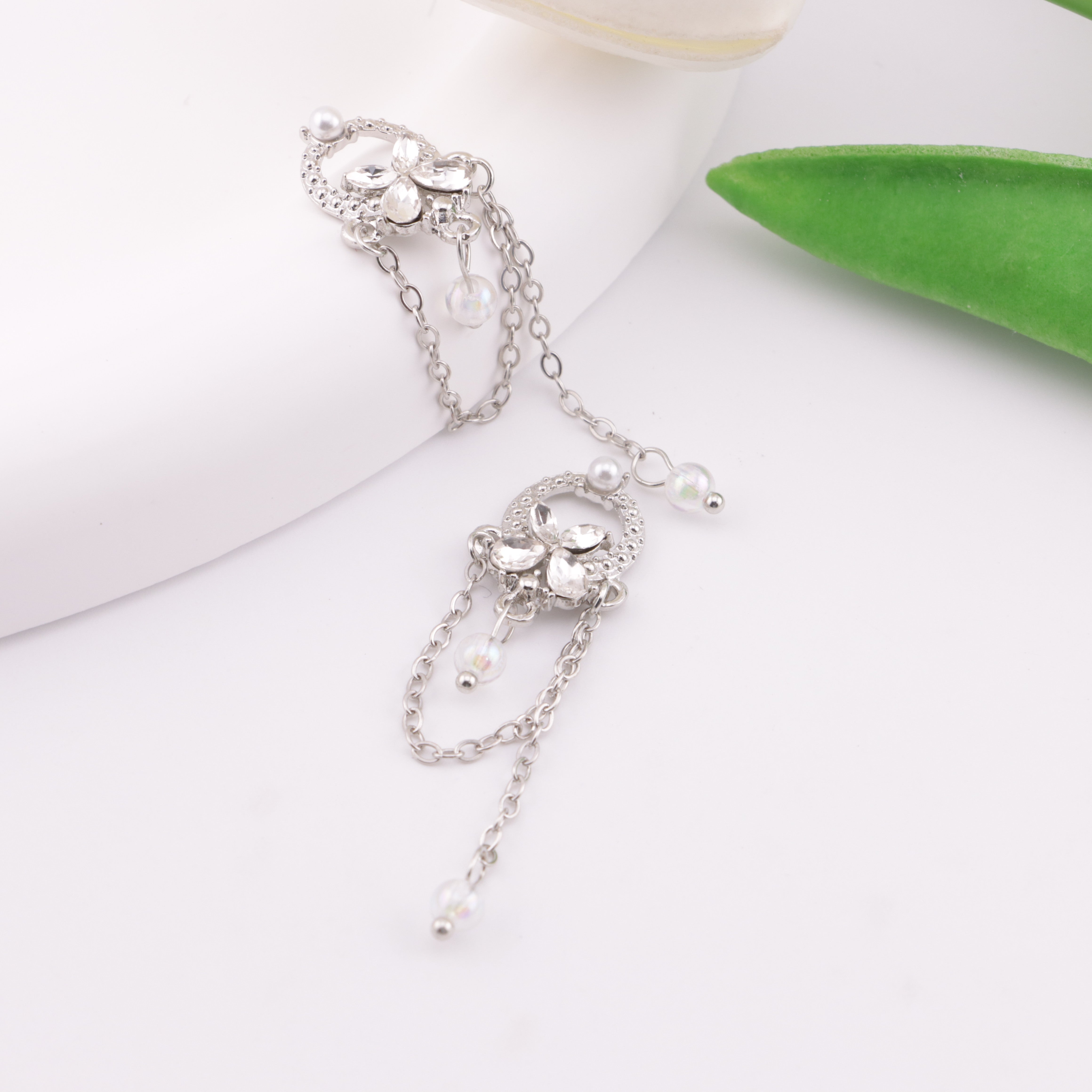 FS6205- 14×19mm Metal Bow Handheld Basket Charms With Chain, Metal Bow - Handheld Basket Patches With Chains