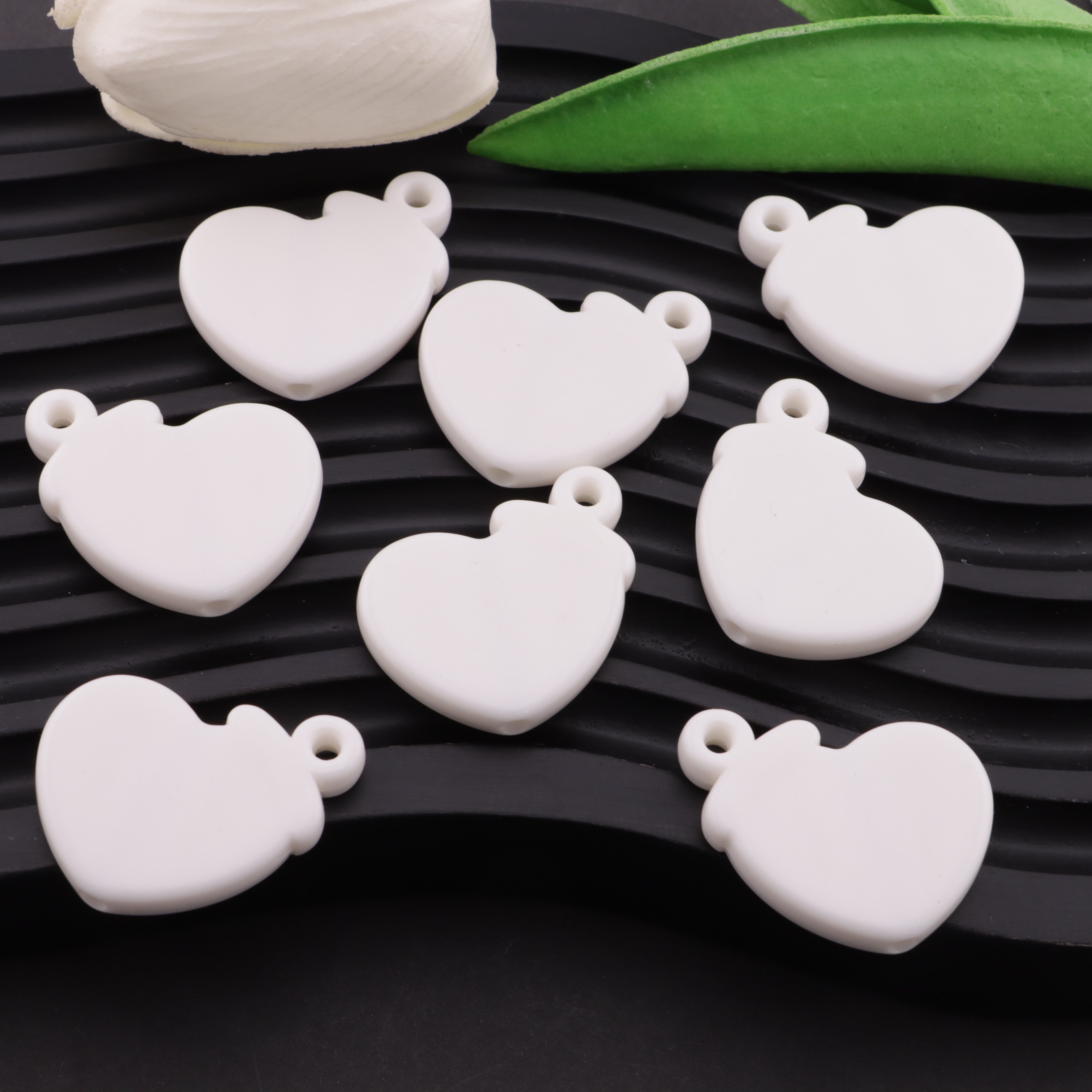 FS6181- Beads Based Beads With Charms Hole Heart-Shaped Hanging Hole Bottom Beads