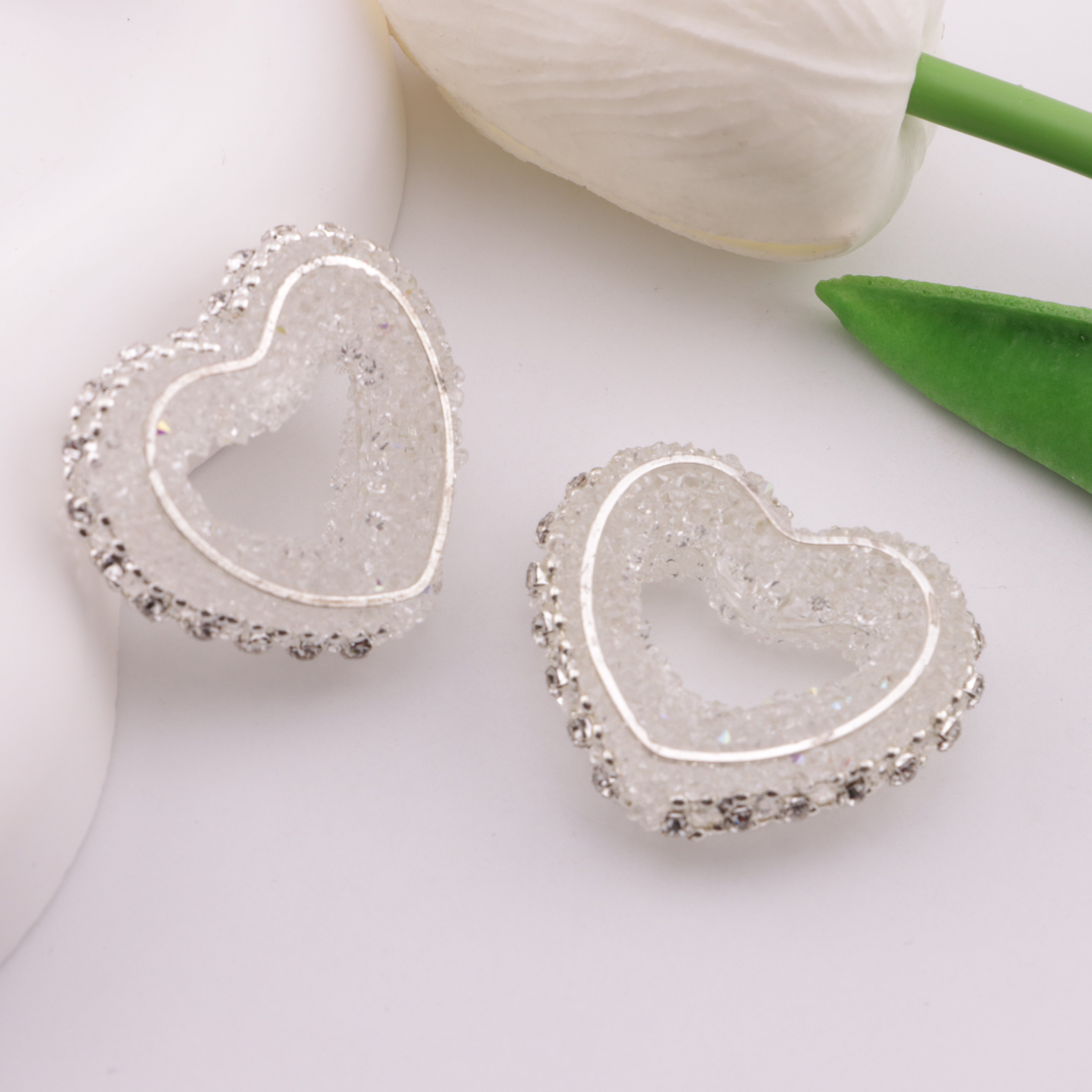 FS6233- 28×32Mm Heart-Shaped Granulated Sugar Frame