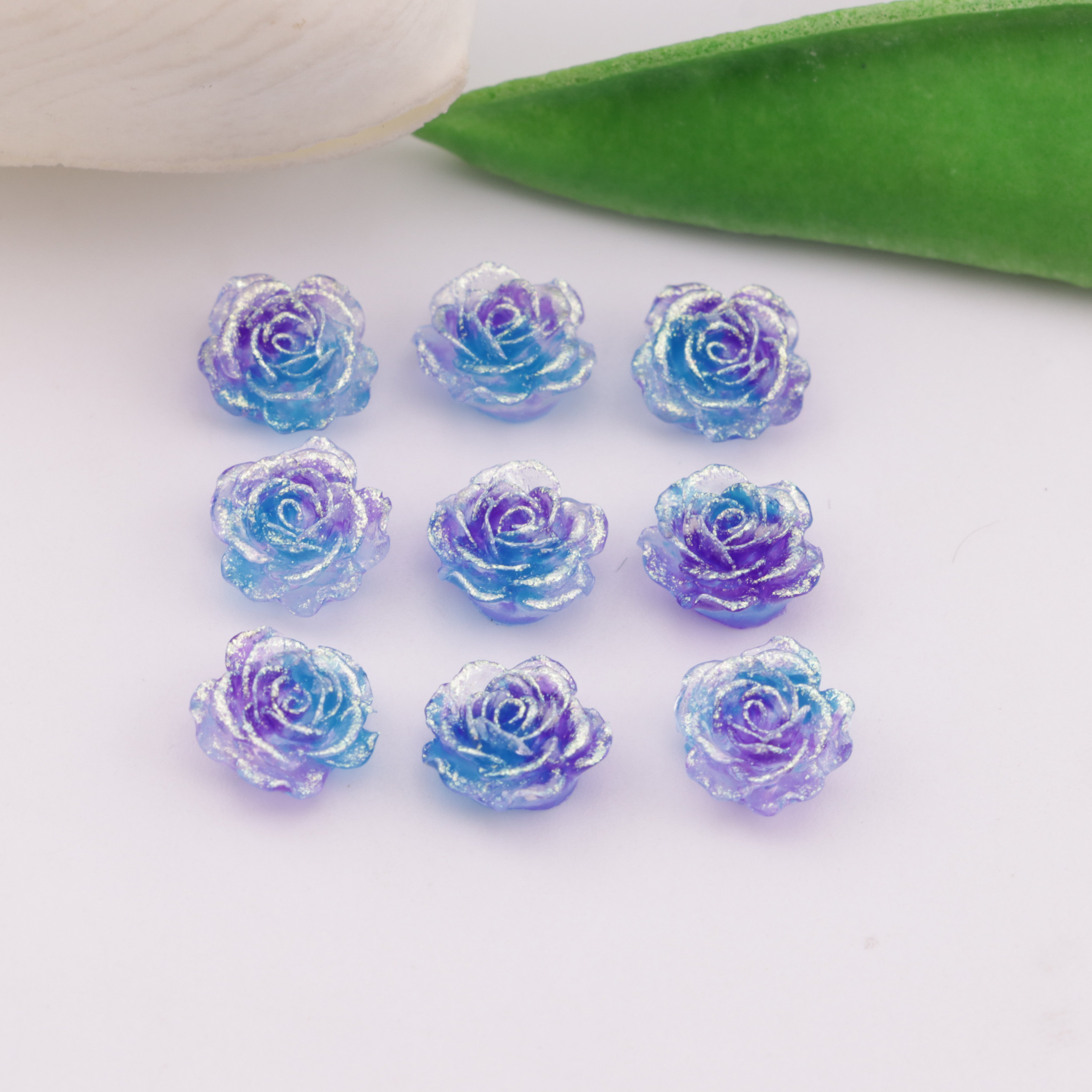 FS6263- 10mm Luminous Flower Charms