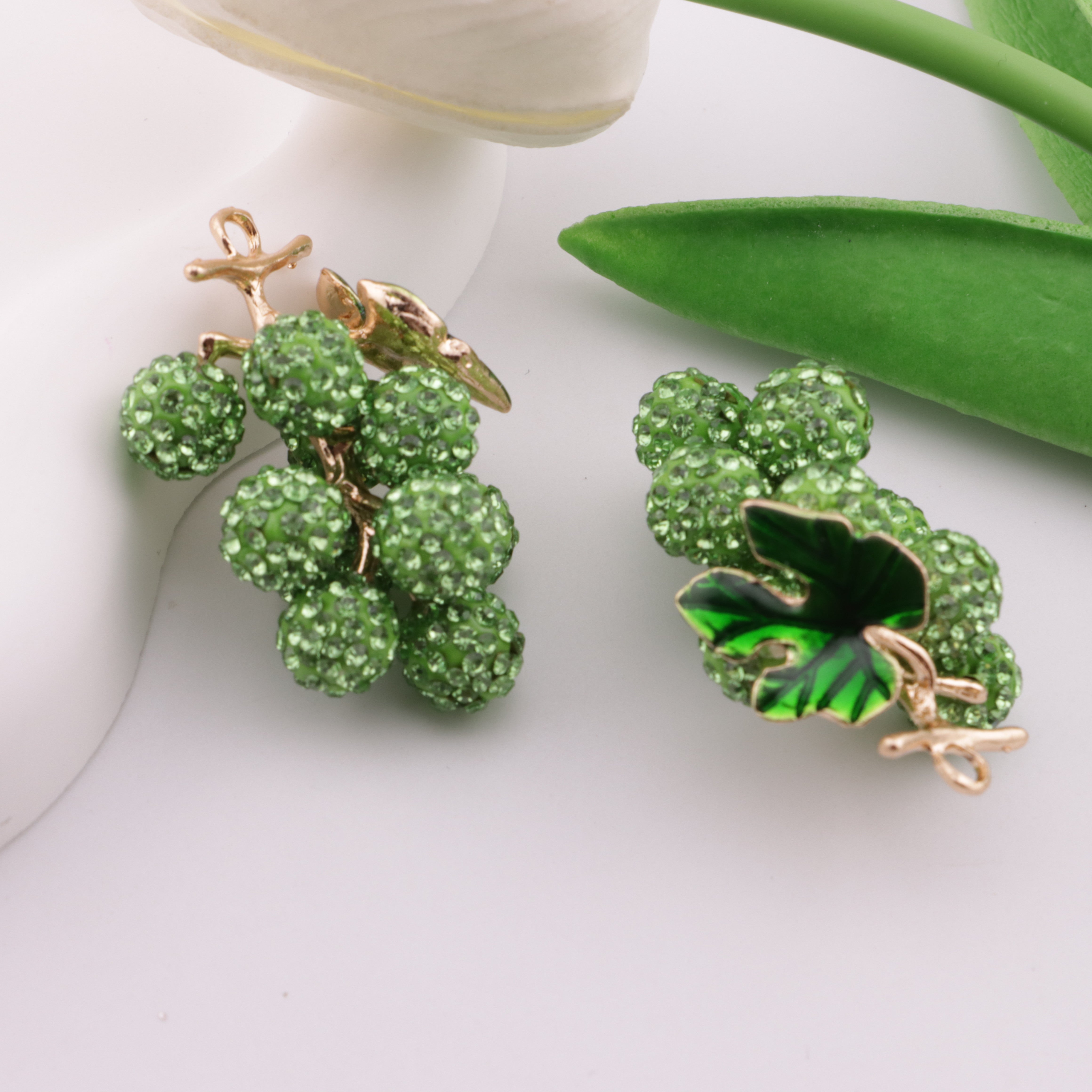 FS6265- Crystal Grape Pendant