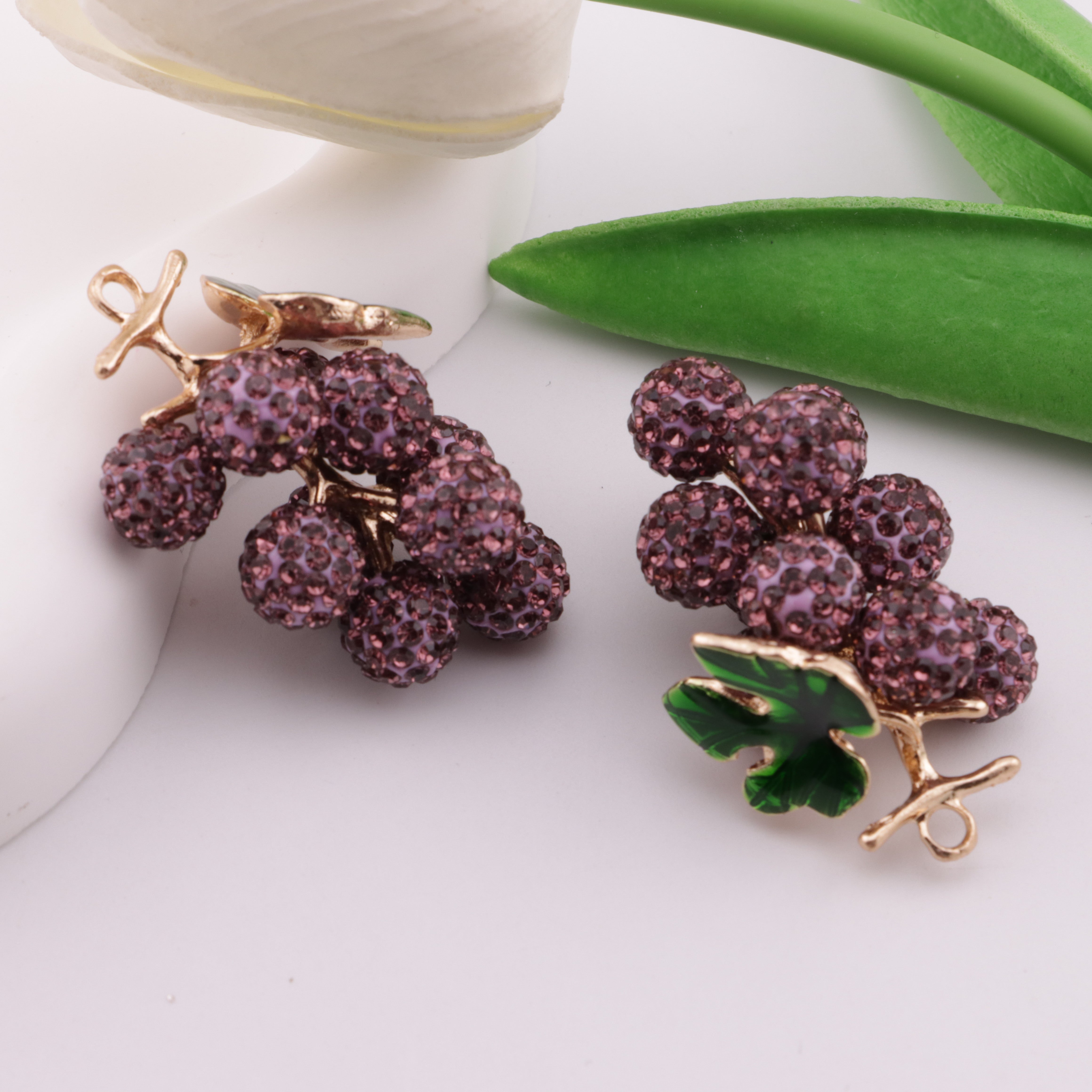 FS6265- Crystal Grape Pendant
