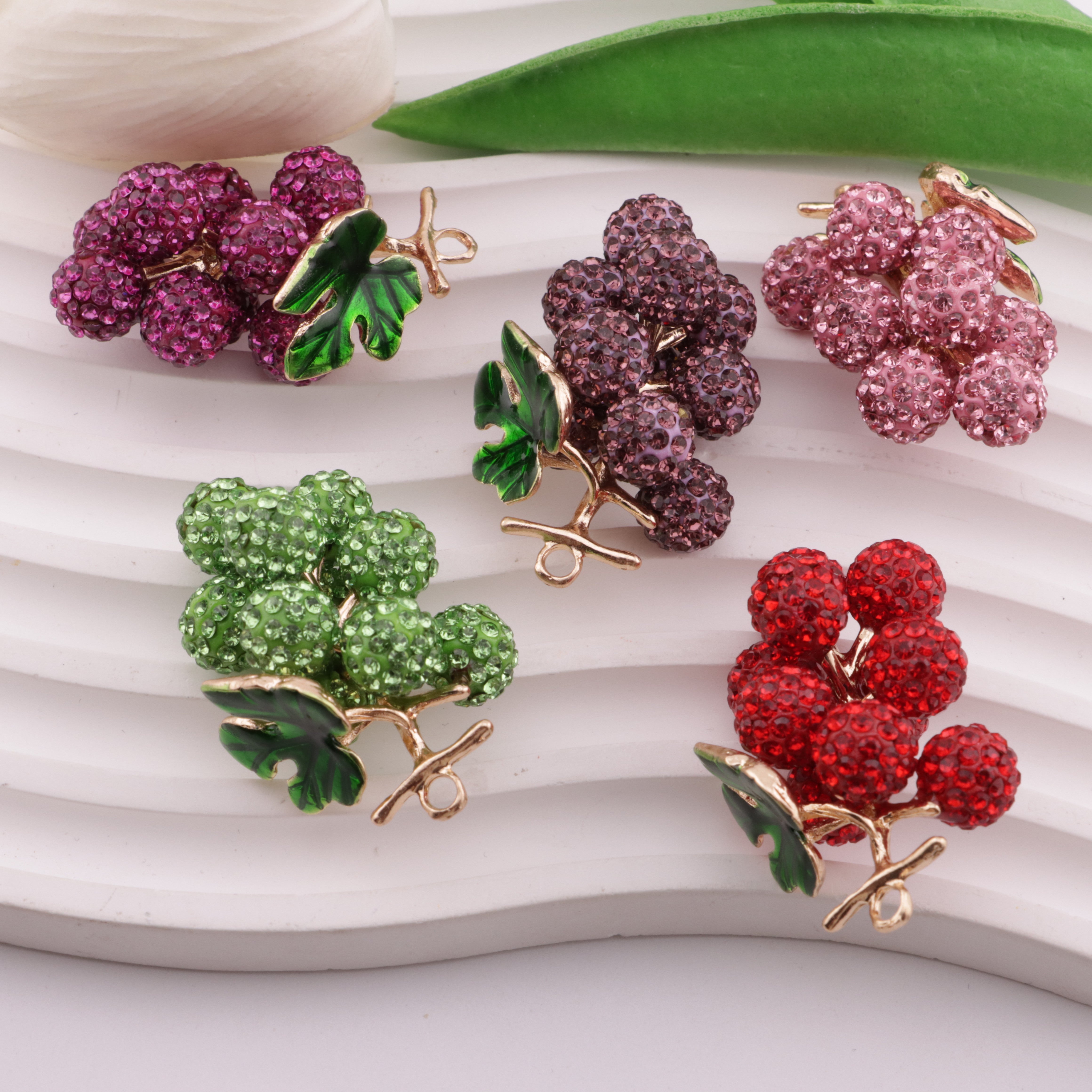 FS6265- Crystal Grape Pendant