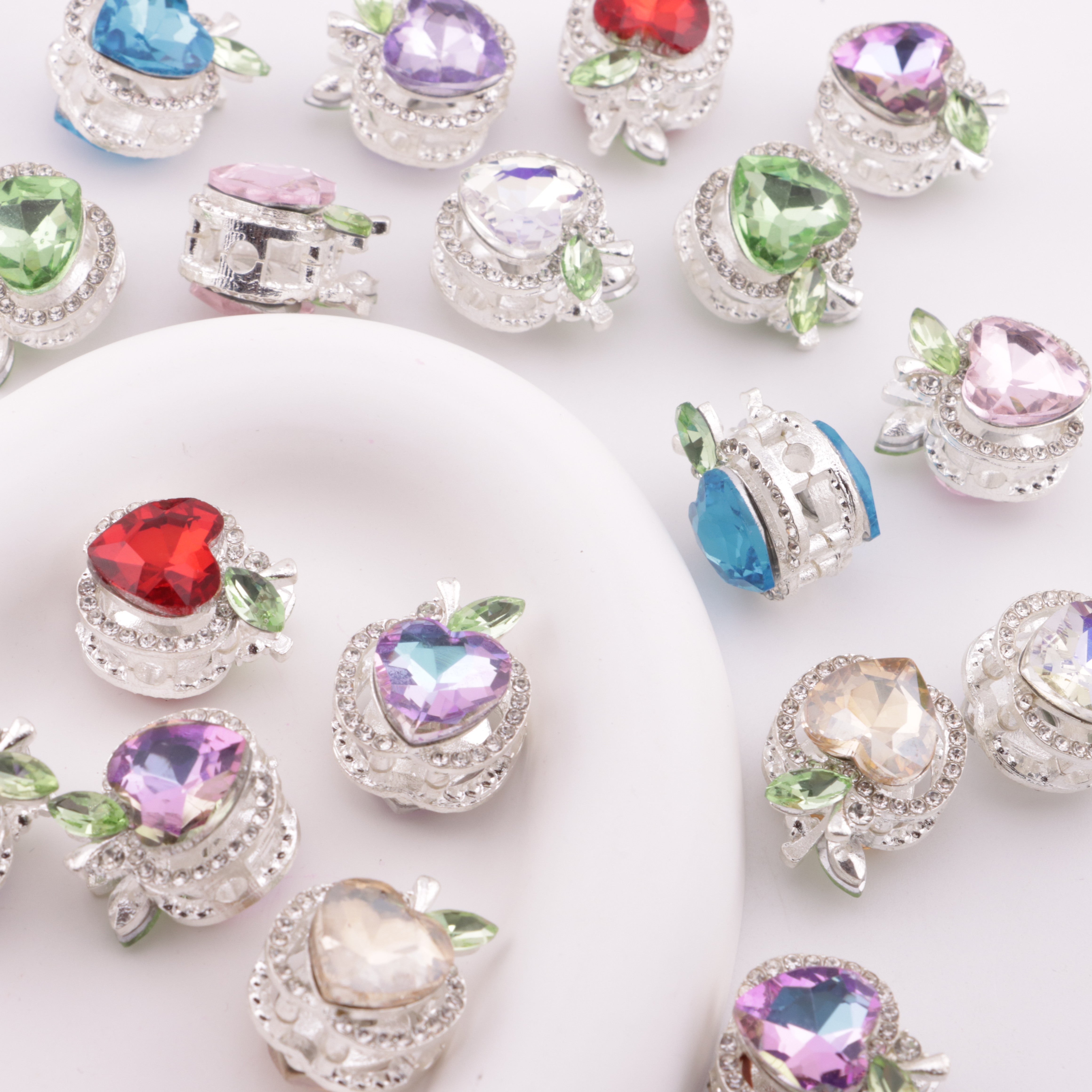FS6305- About 17*16*19mm Crystal Apple 8 Hole Beads Fit For Beadable Pens