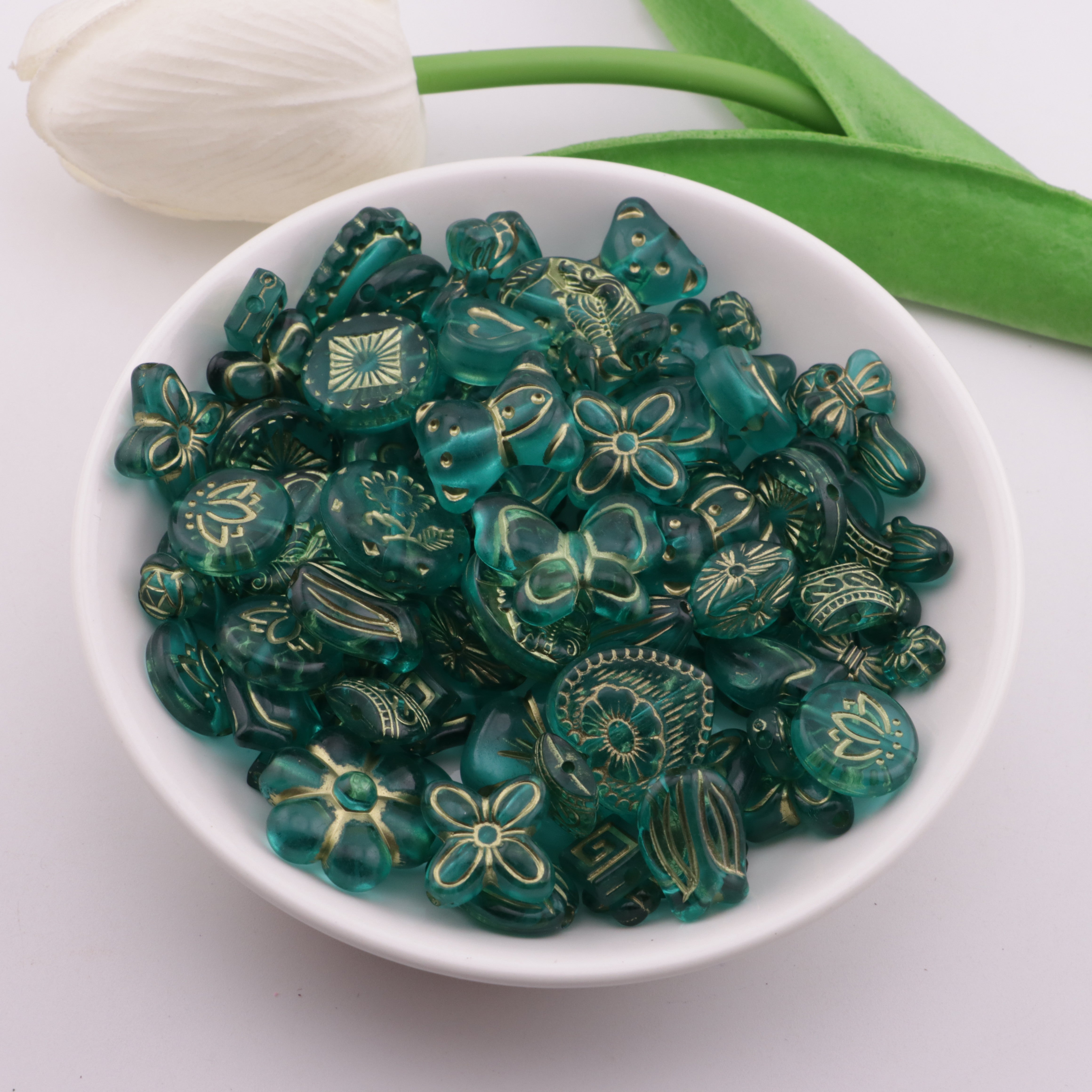 FS6297- Mixed Style Gold Line Beads