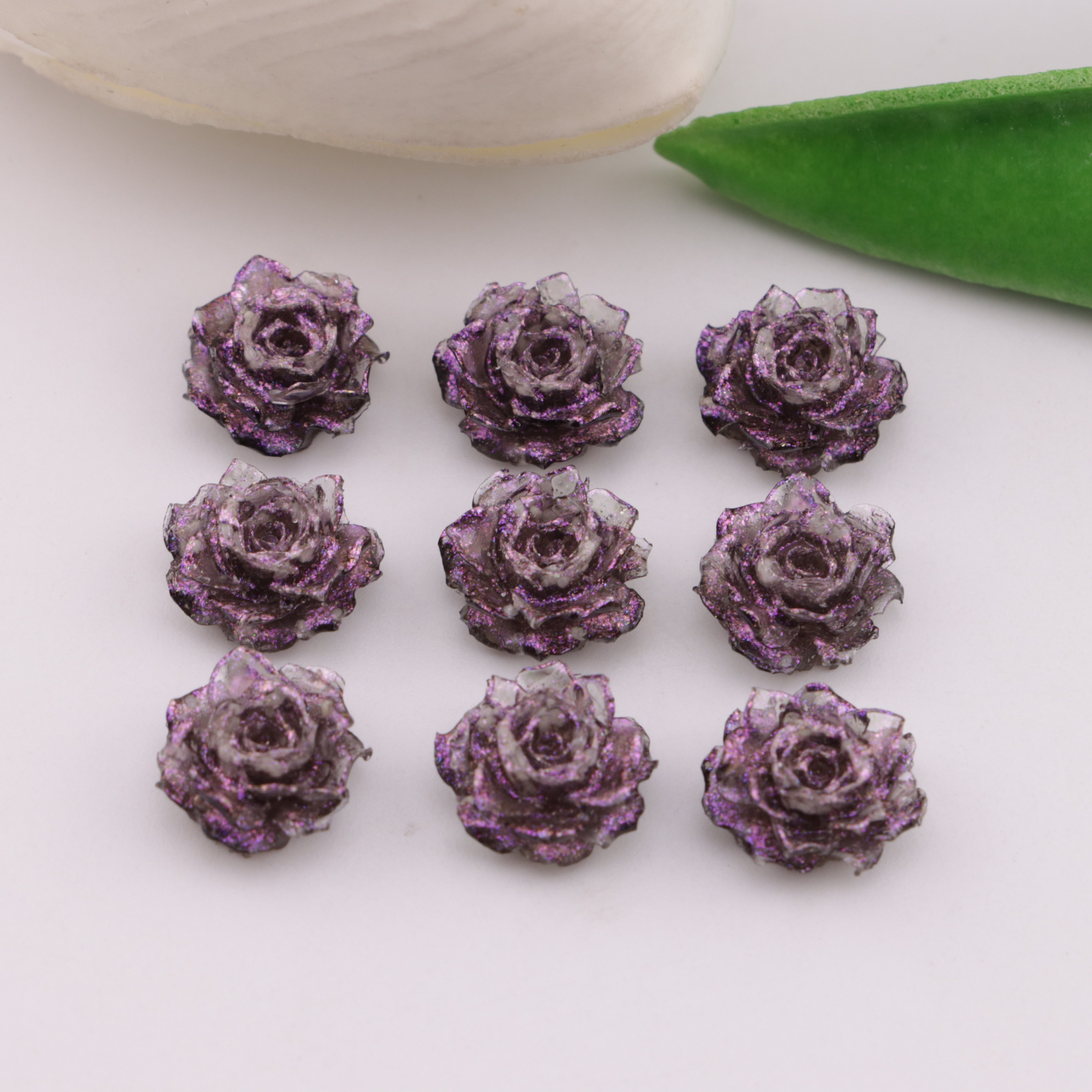 FS6315- About 11Mm Luminous Flower Charms Nightglow True Love Small Flower Patches