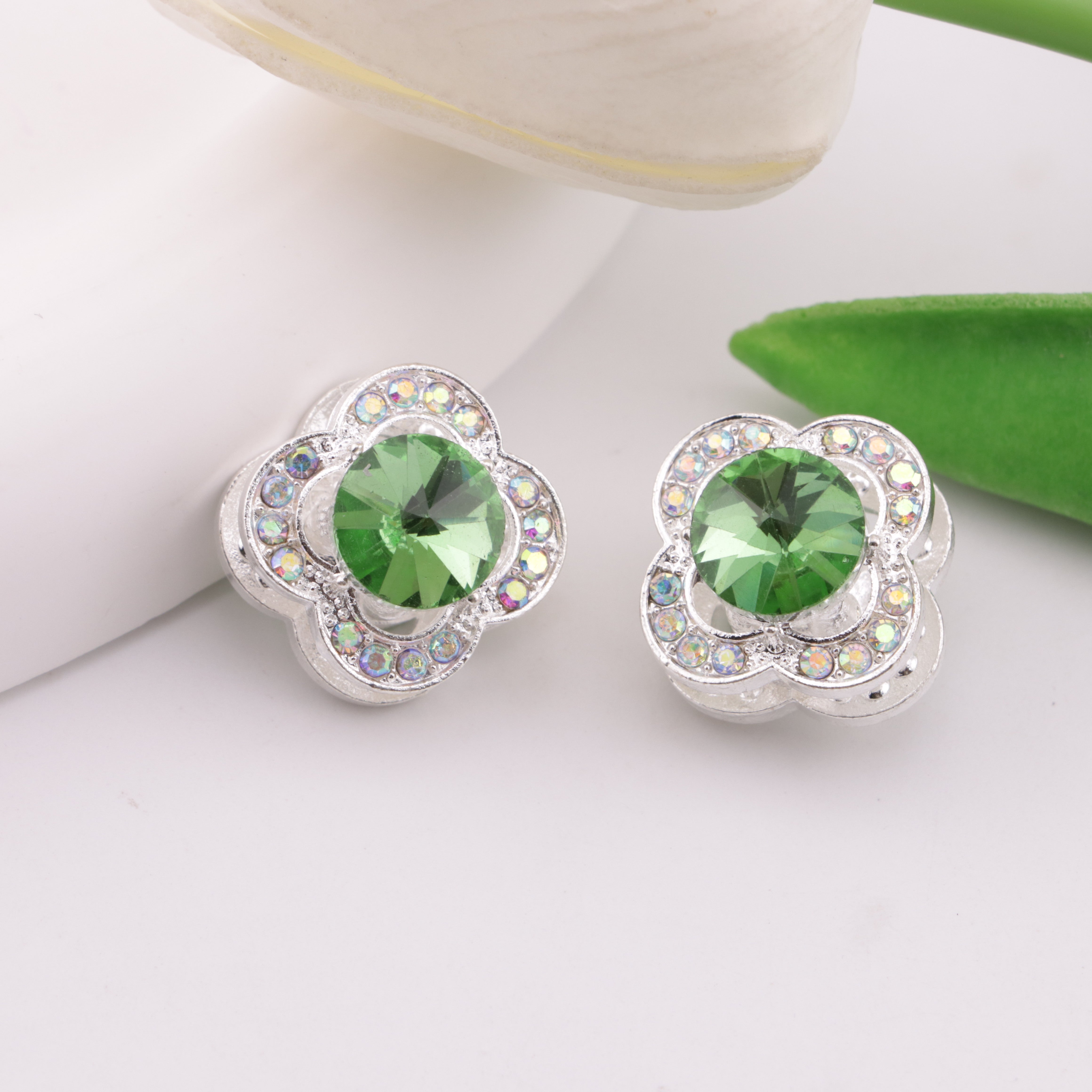 FS6335- Four - Leaf Clover Four - Way Alloy Beads